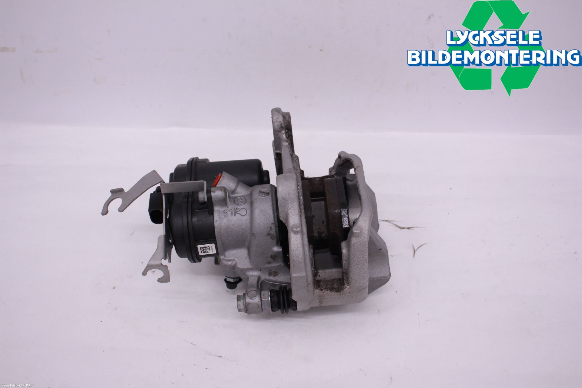 BMW 5 G30/G31/F90 17-23 Bromsok Bak Vänster