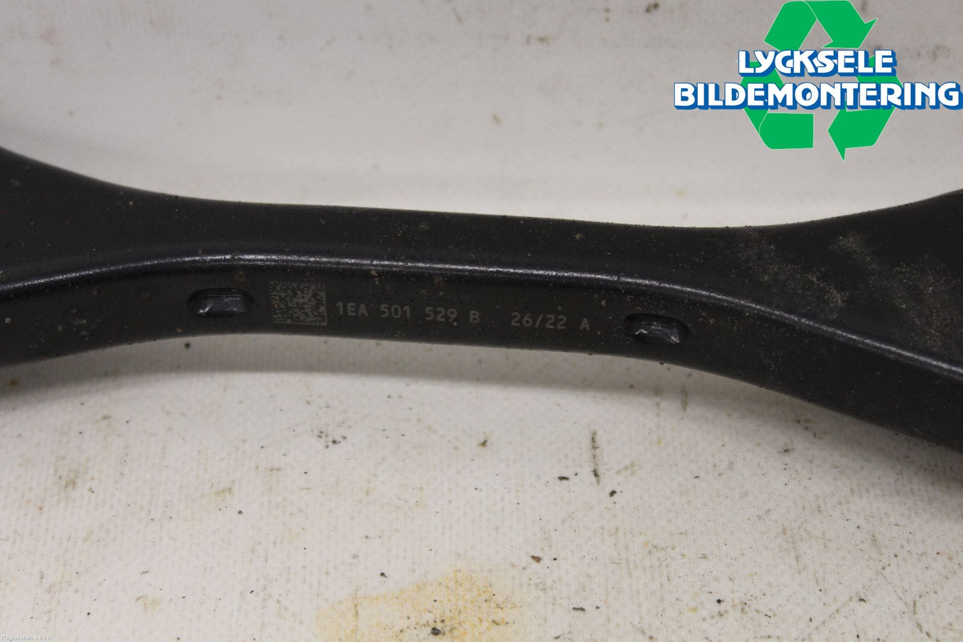 CUPRA BORN 22- Bärarm Bak Vänster