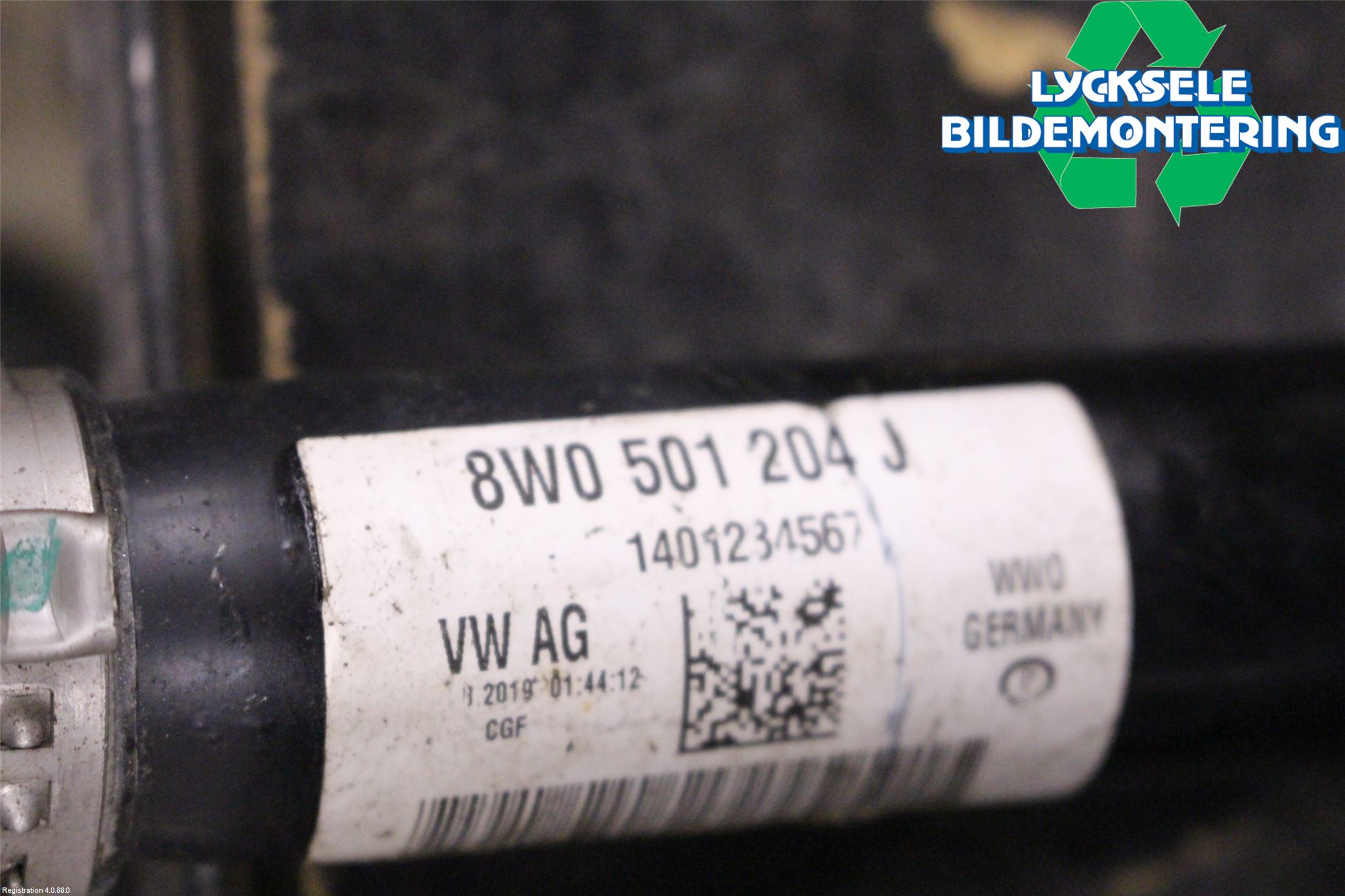 Audi A4 ALLROAD 17- Drivaxel Bak Höger