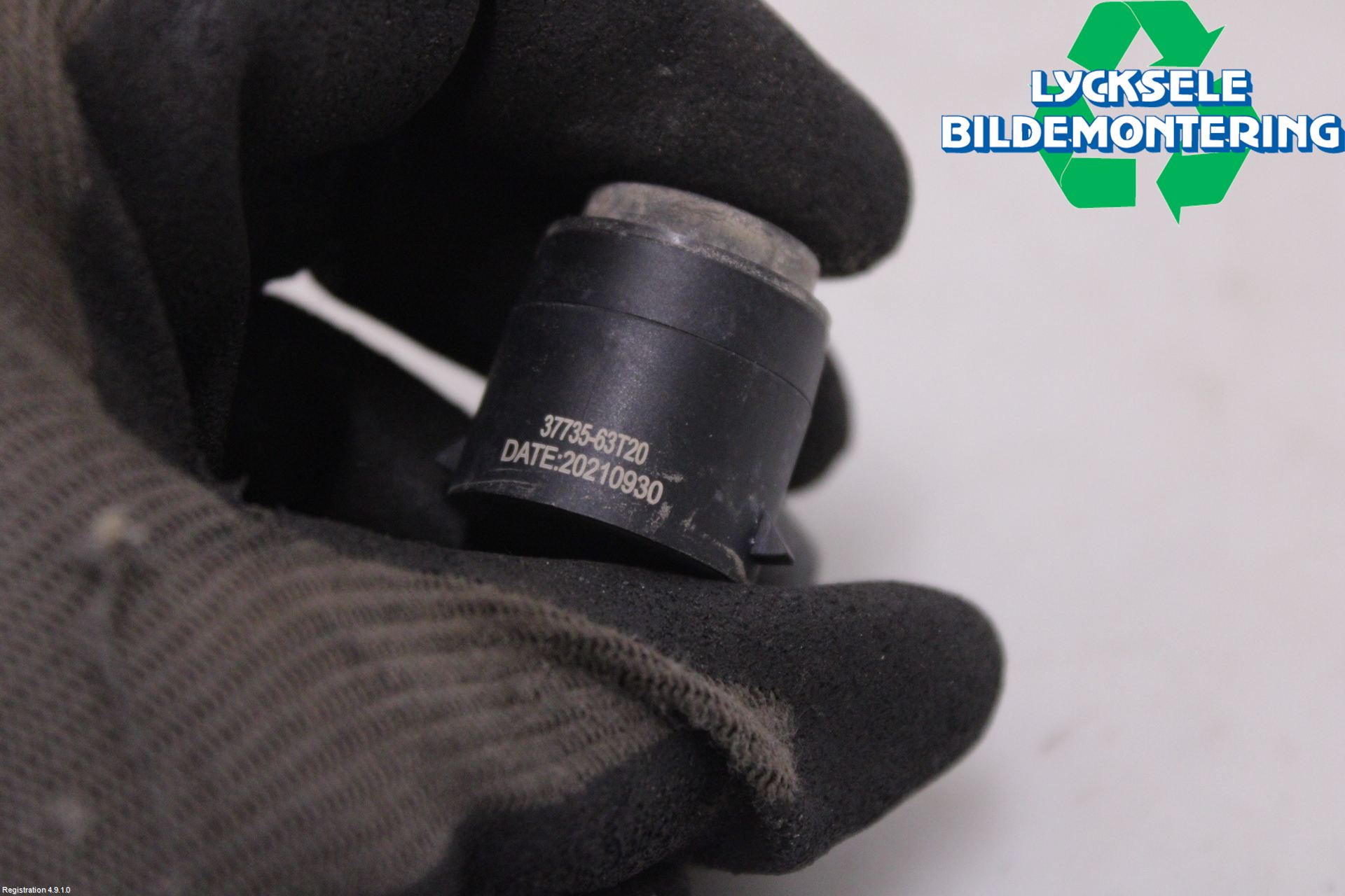 Suzuki SX4 S-CROSS 22- Parkeringshjälp Backsensor