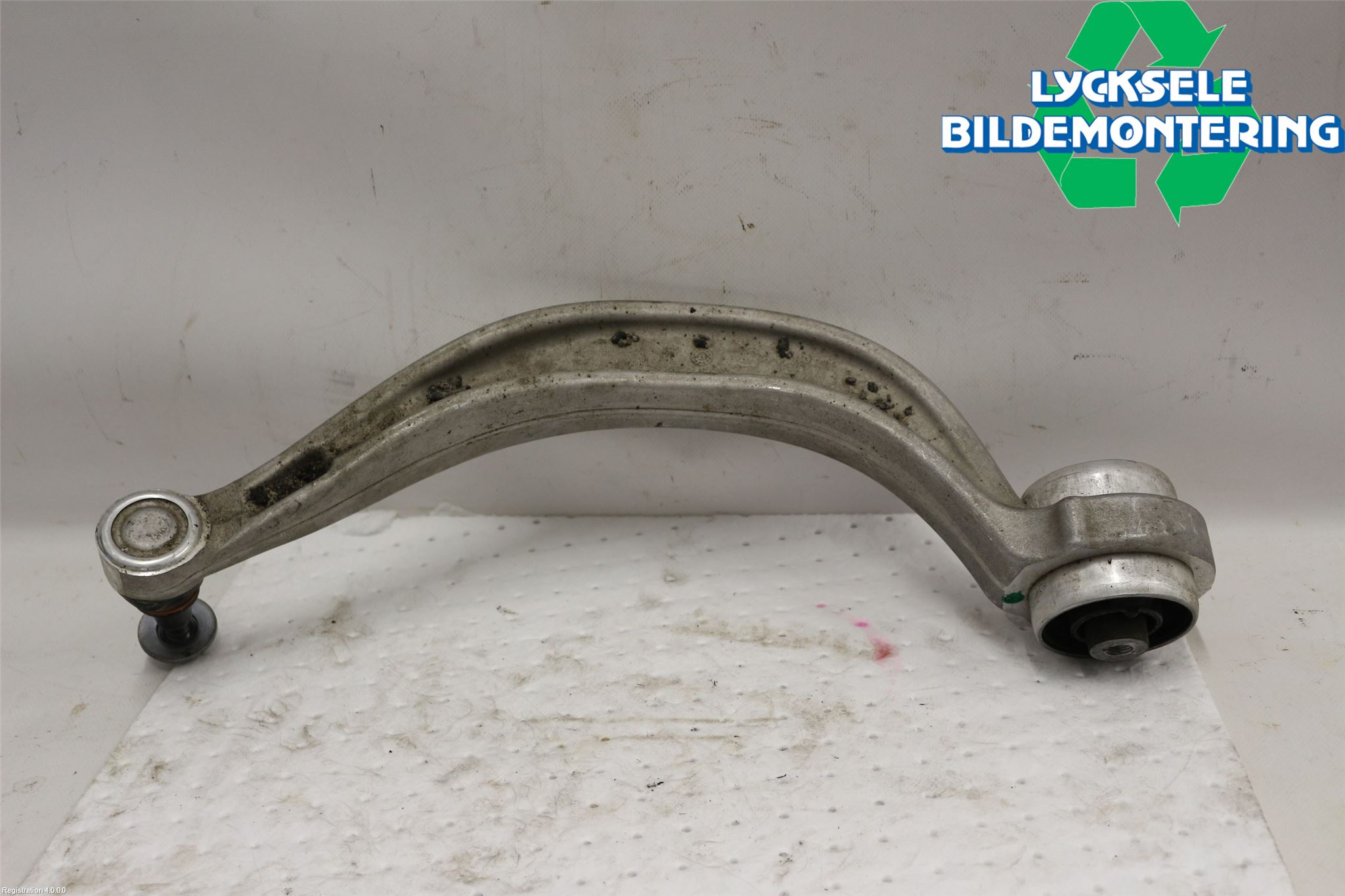 Audi A6 F2/C8 19- Bärarm Fram Undre Vä