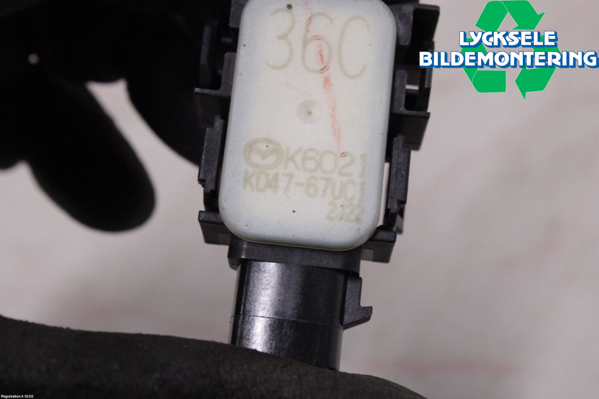 Mazda CX-5 12-17 Parkeringshjälp Frontsensor