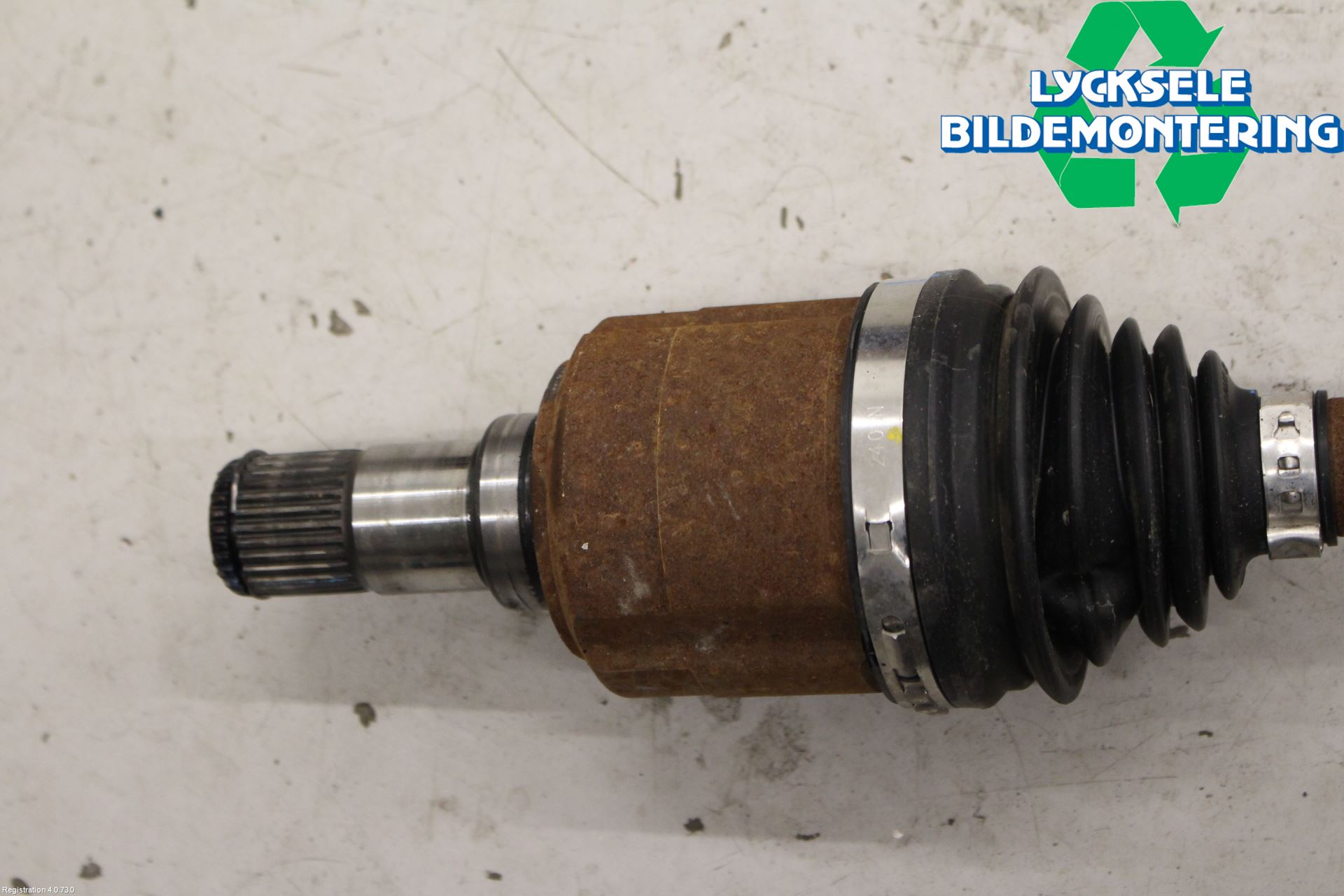 Kia NIRO (DE) 17-22 Drivaxel Fram Vänster