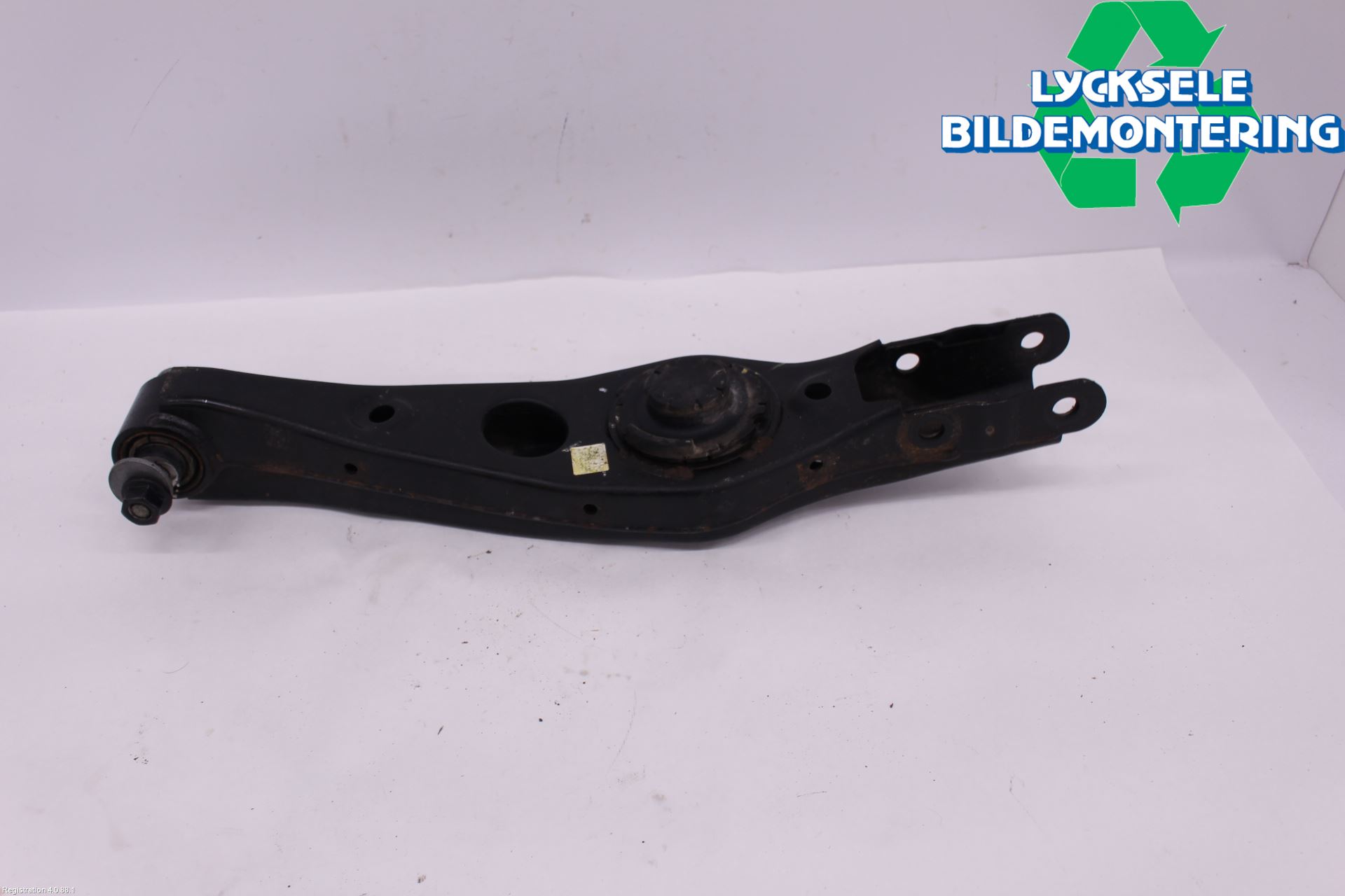 Kia SORENTO 21- Bärarm Bak Vänster