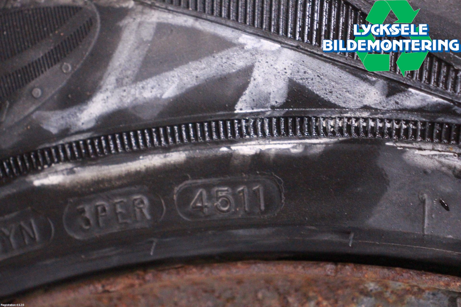 Dodge PICK UP RAM 81- Sommardäck Med Fälg