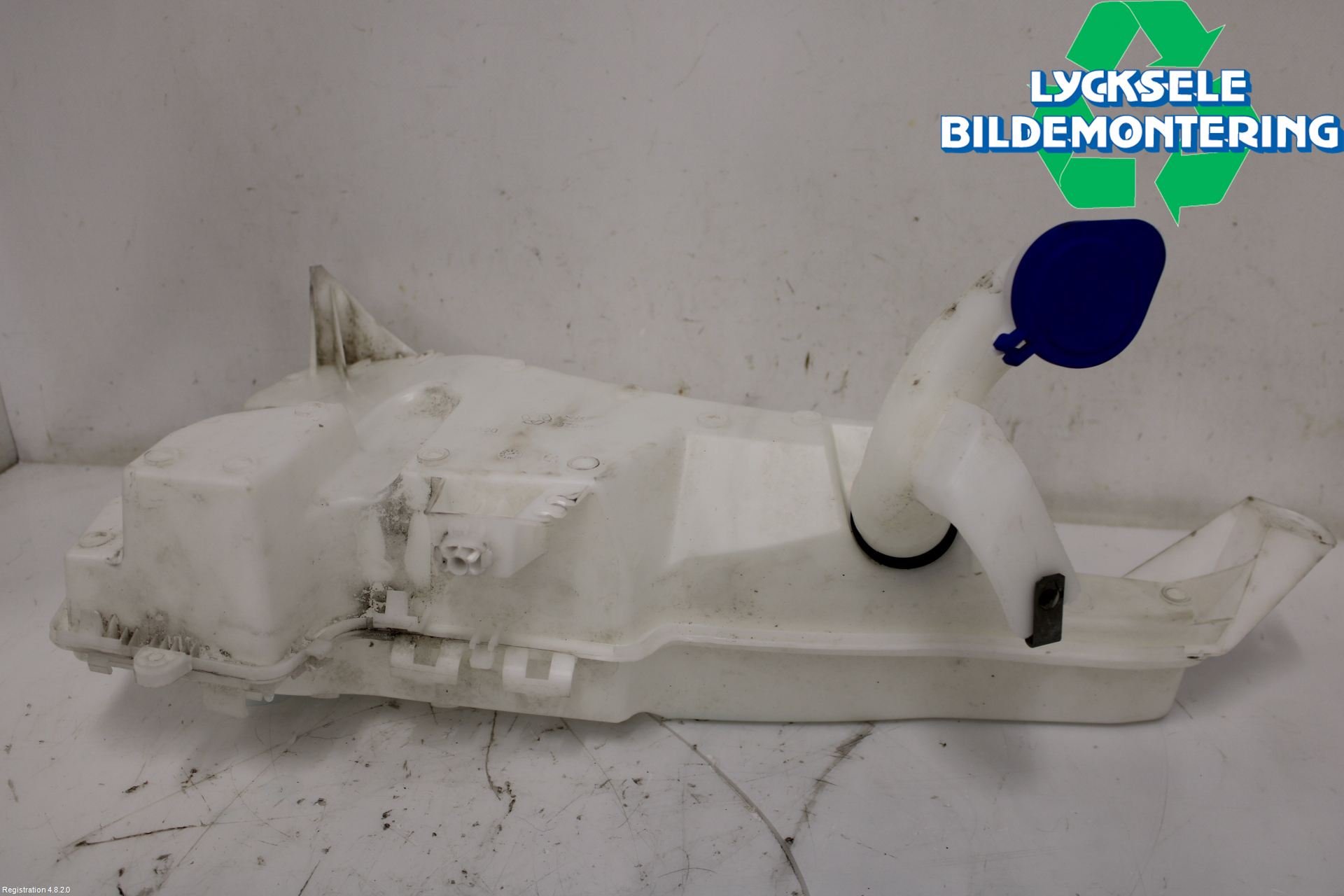 Ford KUGA/KUGA PHEZ/FHEV 20- Spolartank Vindruta-Strål