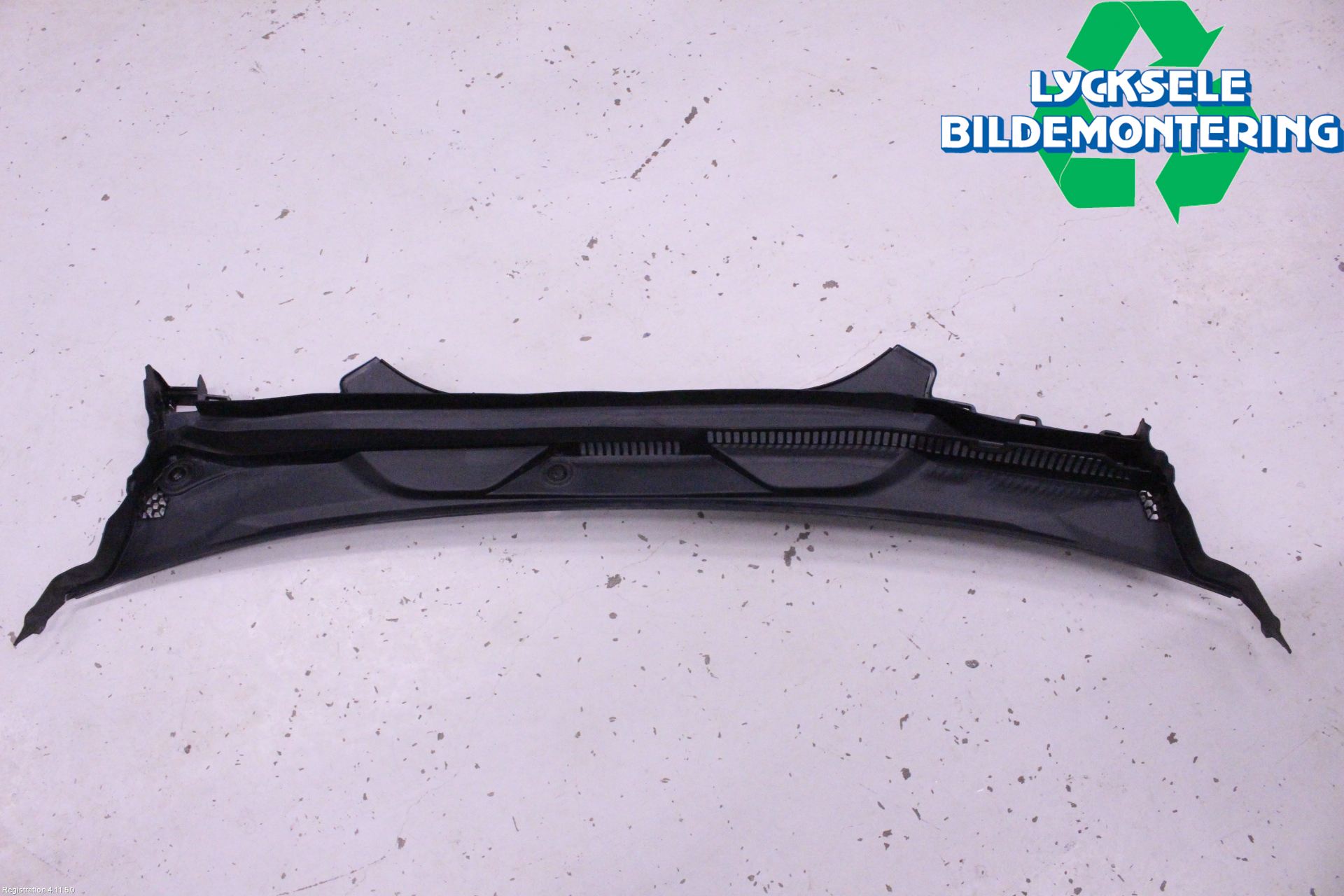 BMW 5 G30/G31/F90 17-23 Torpedplåt-Torpedplast