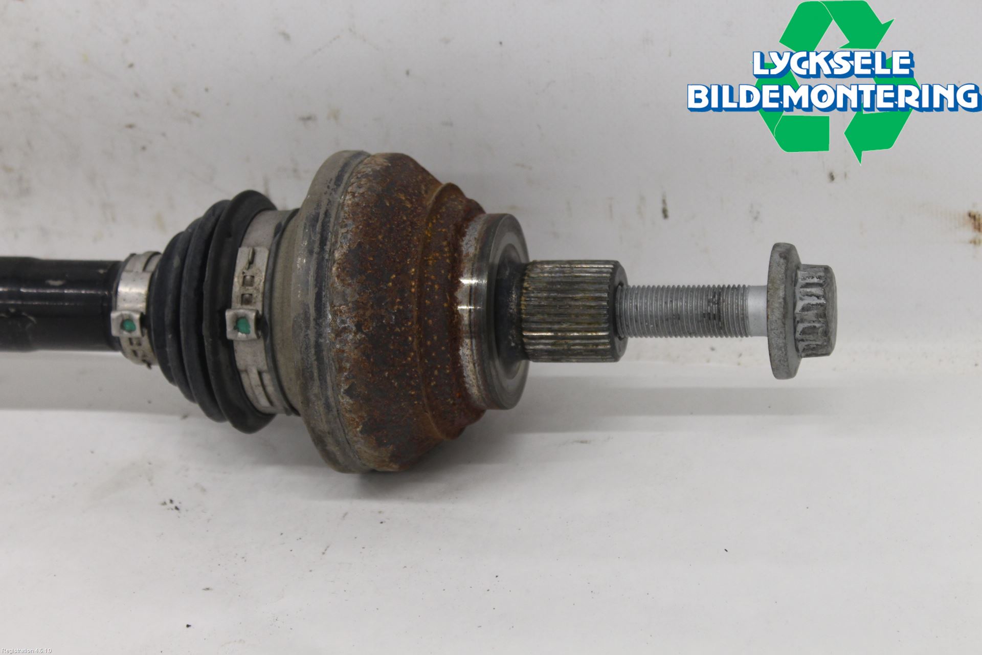 Volkswagen VW ID.4 21- Drivaxel Bak Vänster