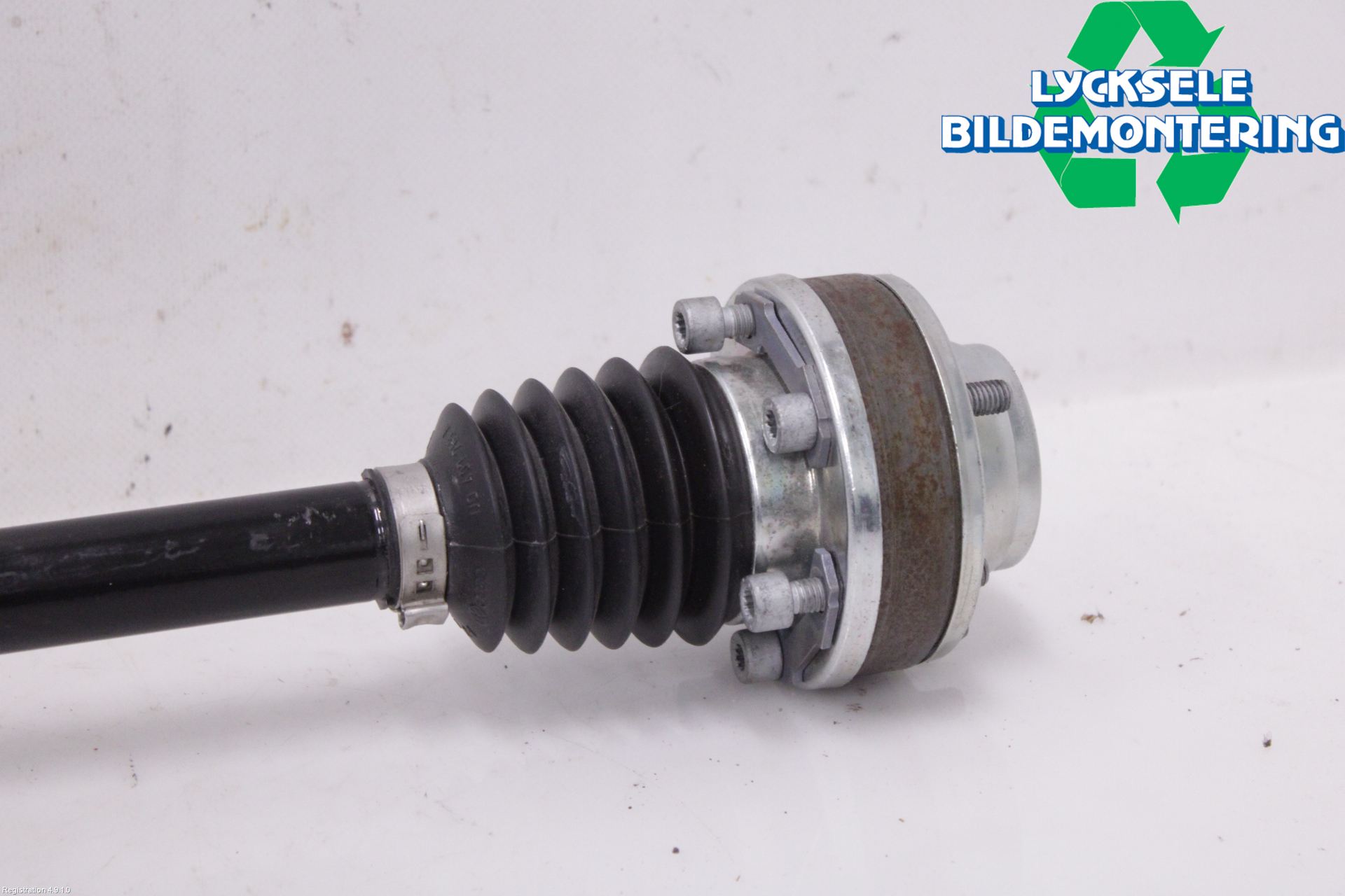 Volkswagen VW TIGUAN 16-24 Drivaxel Bak Höger
