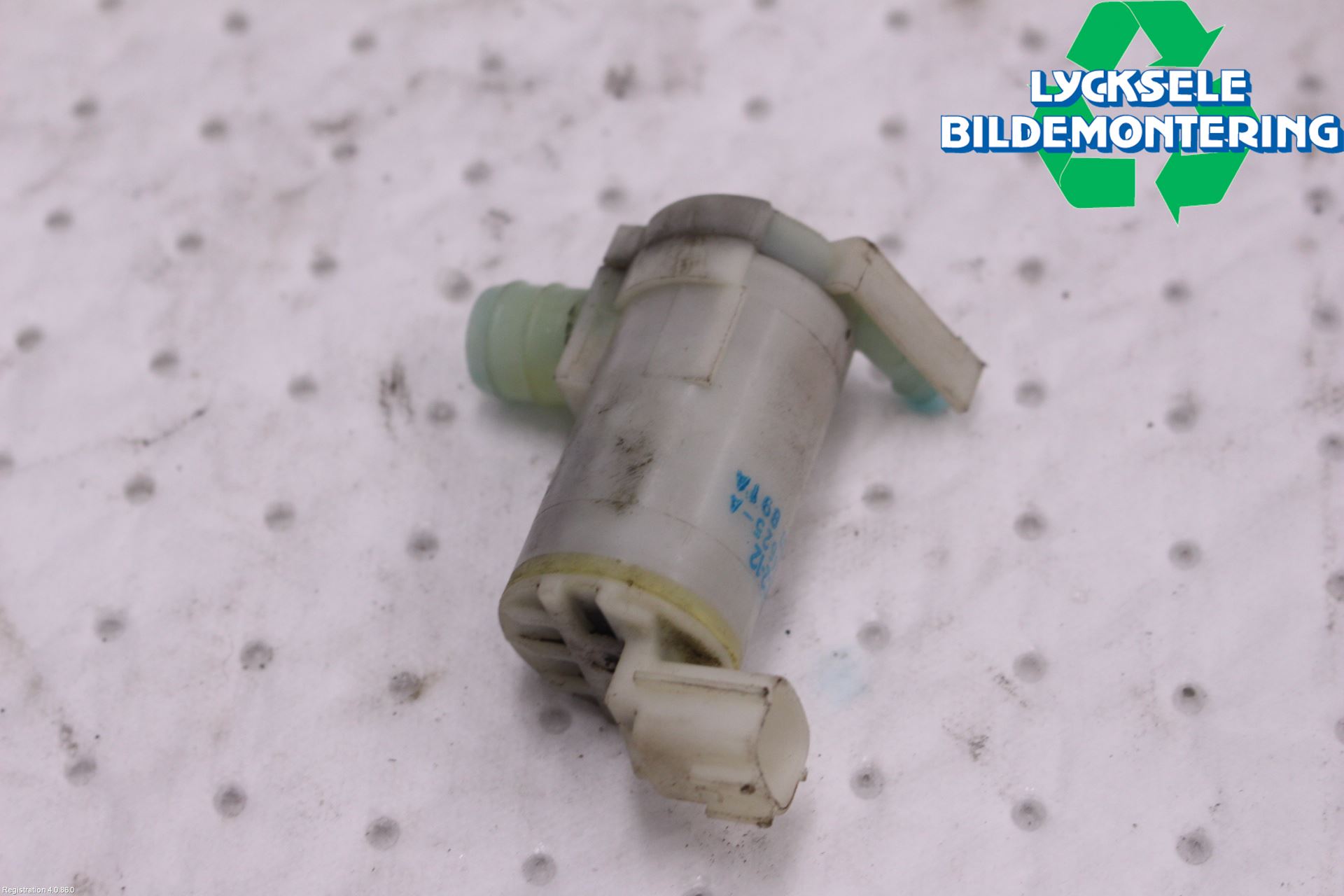 Nissan PATROL Spolarpump Vindruta