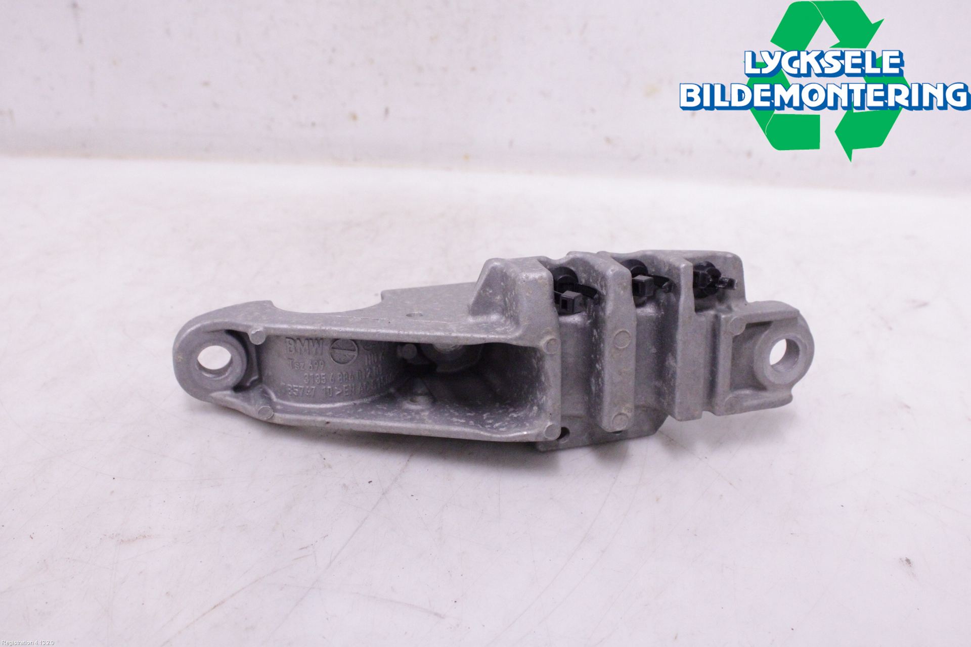 BMW 5 G30/G31/F90 17-23 Krängningshämmarfäste