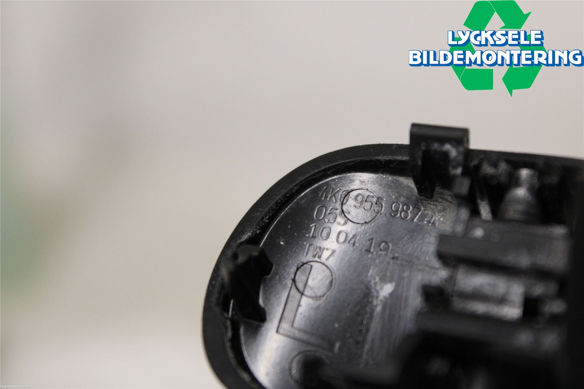 Audi A6 F2/C8 19- Spolarmunstycke Rutor