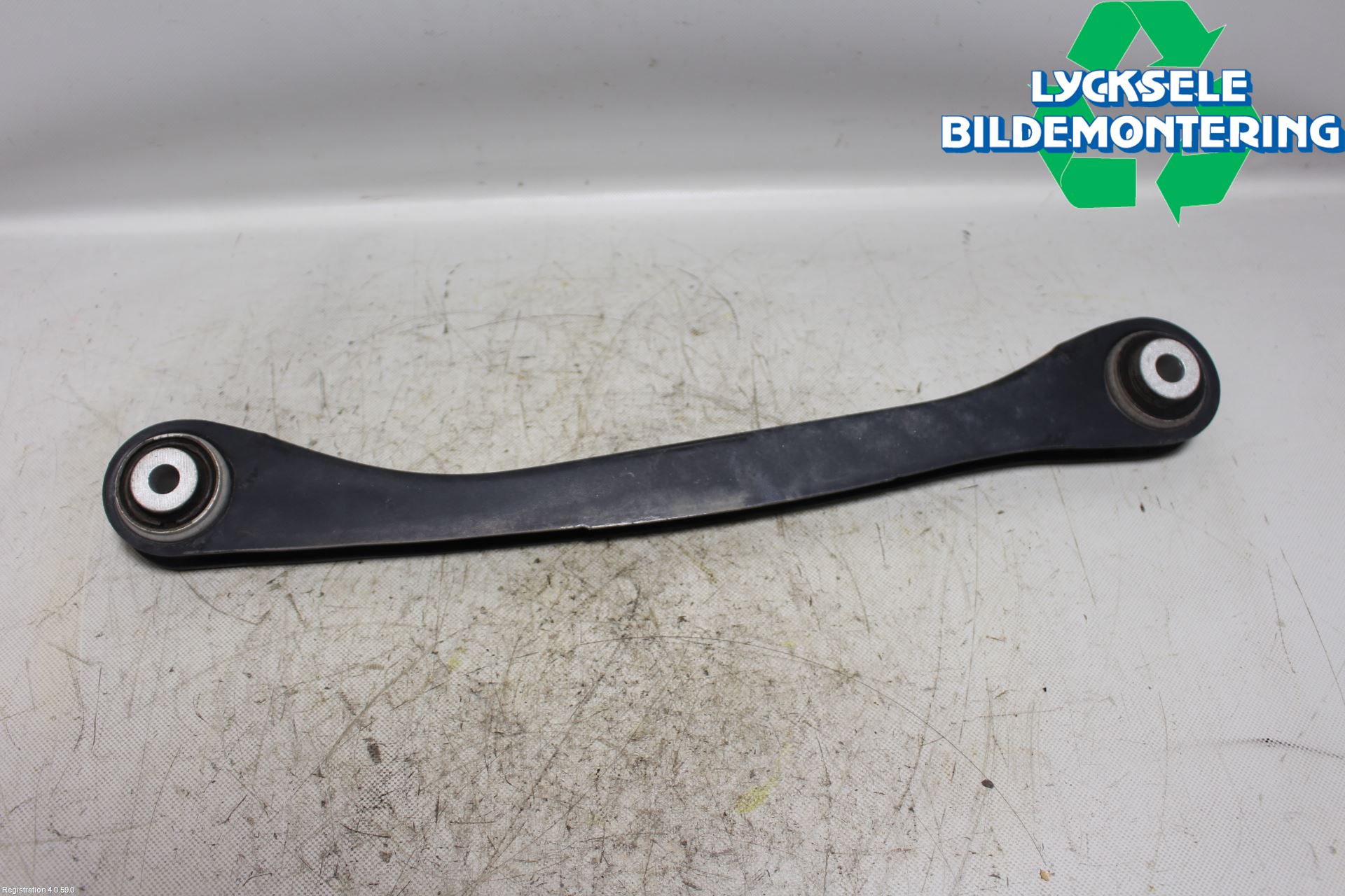 BMW 5 G30/G31/F90 17-23 Bärarm Bak Höger