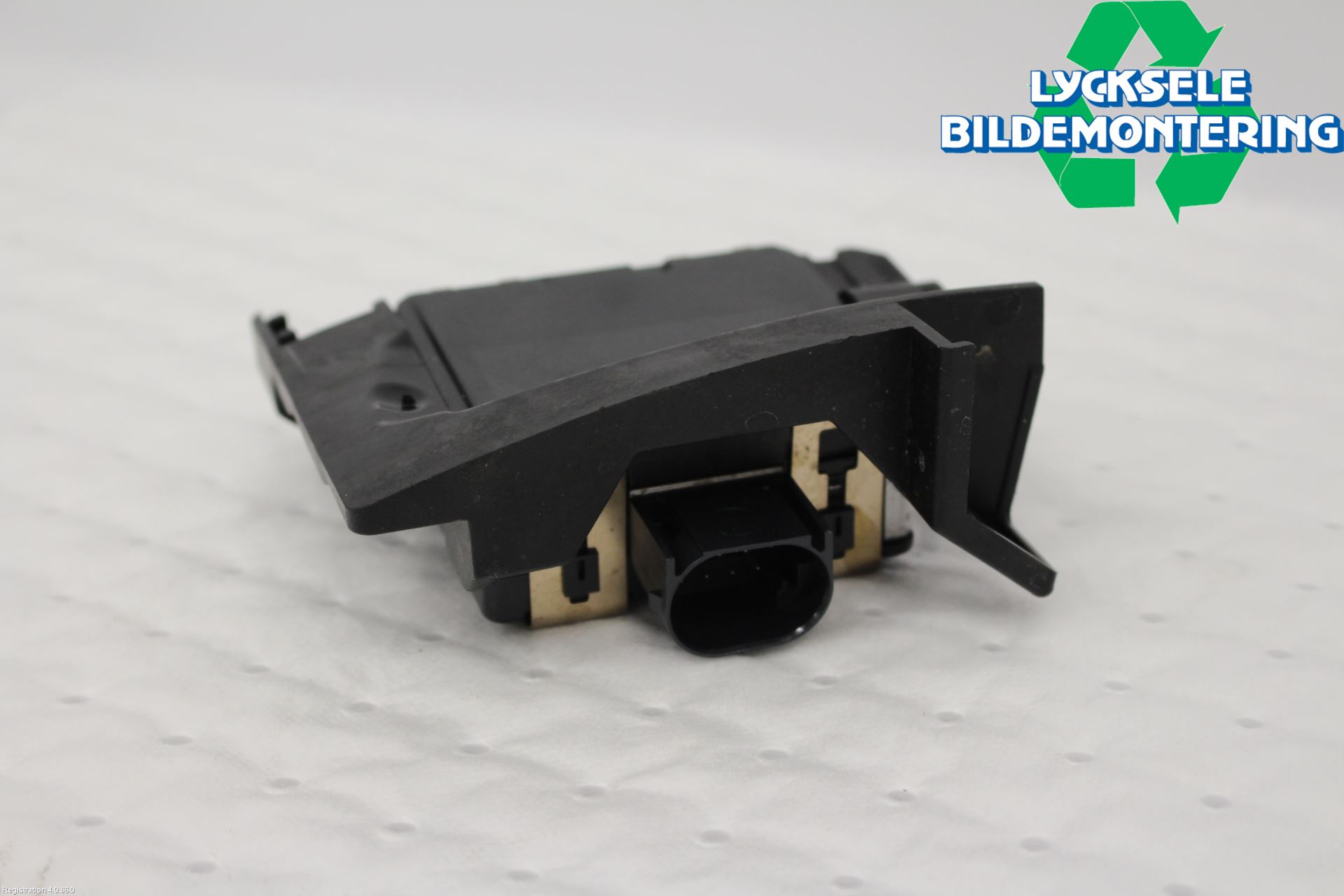 Audi A4/S4 B9 20- Sensor Aktivt Kollisionsskydd