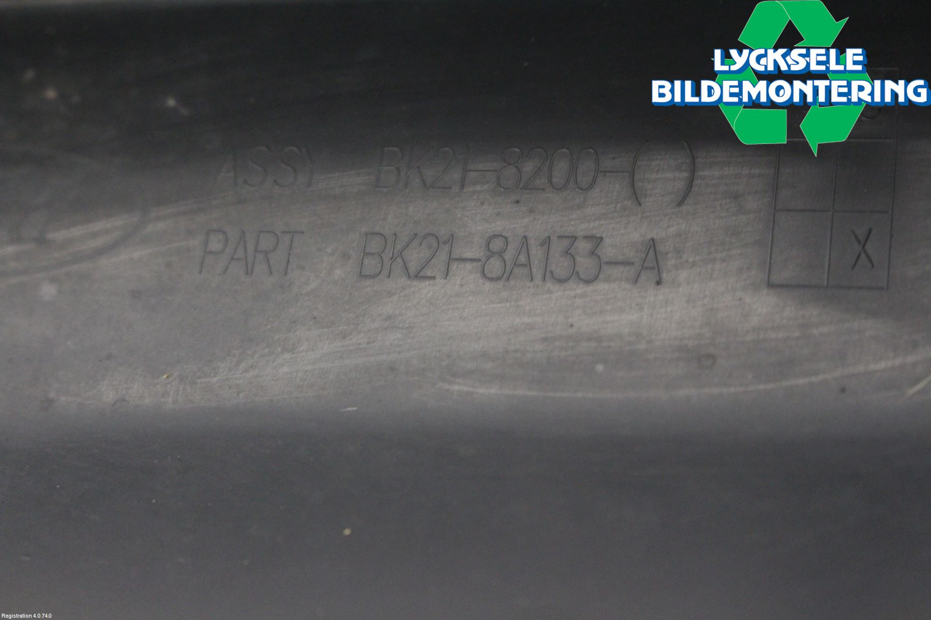 Ford TRANSIT SKÅP/BUSS 14-22 Grilldel Mitt