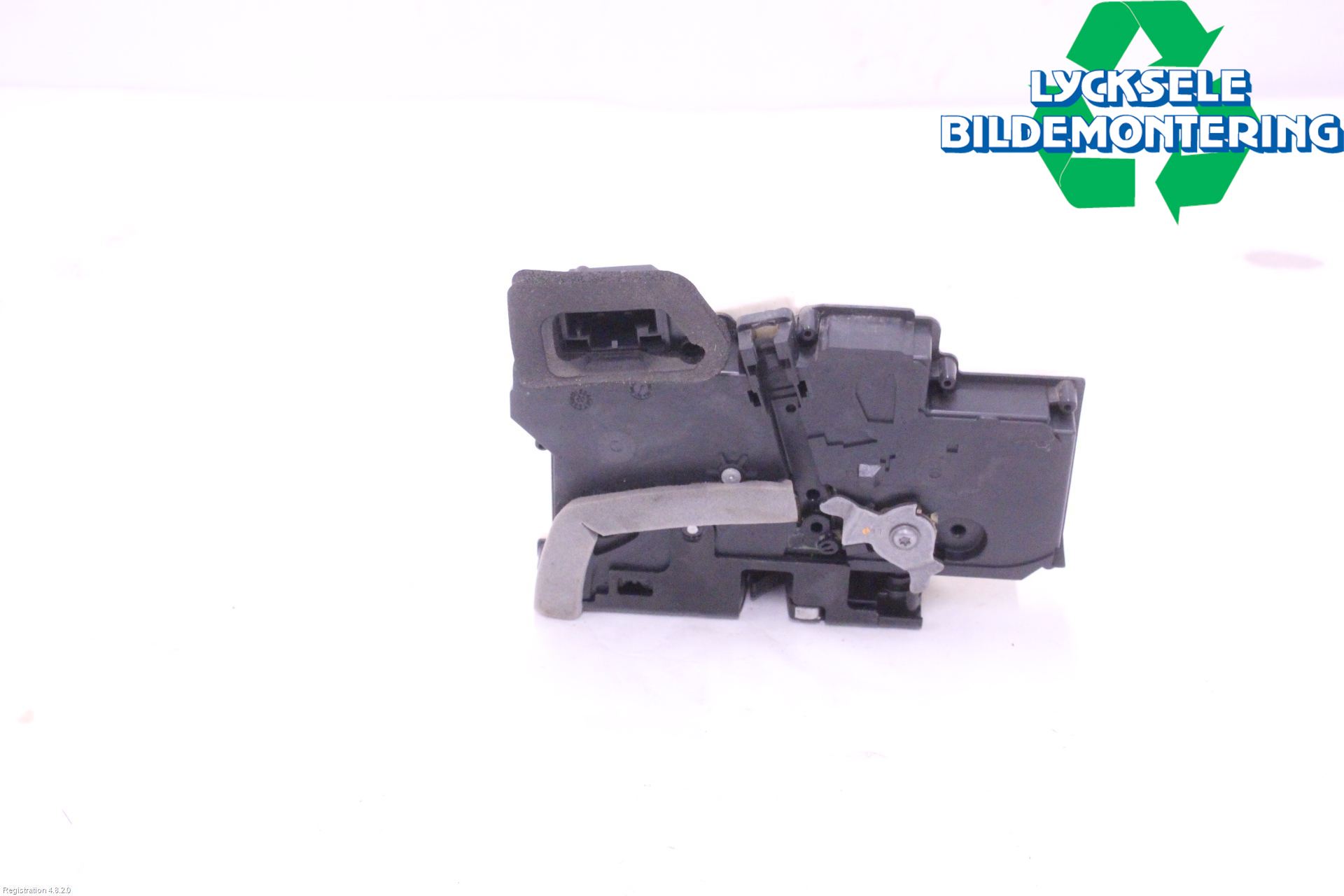 Audi A6 F2/C8 19- Låskista-Dörrlås