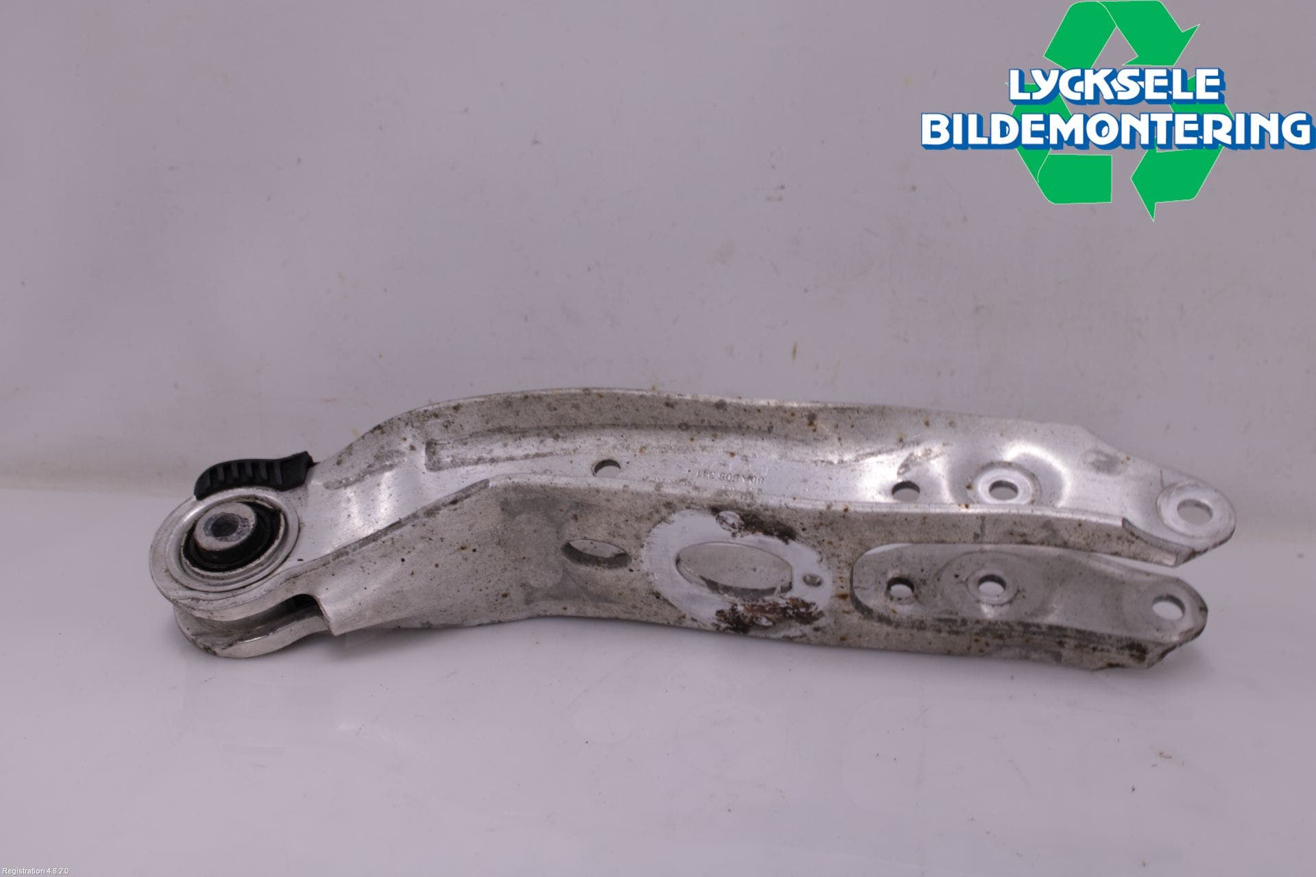 Audi A6 F2/C8 19- Bärarm Bak Vä-Hö