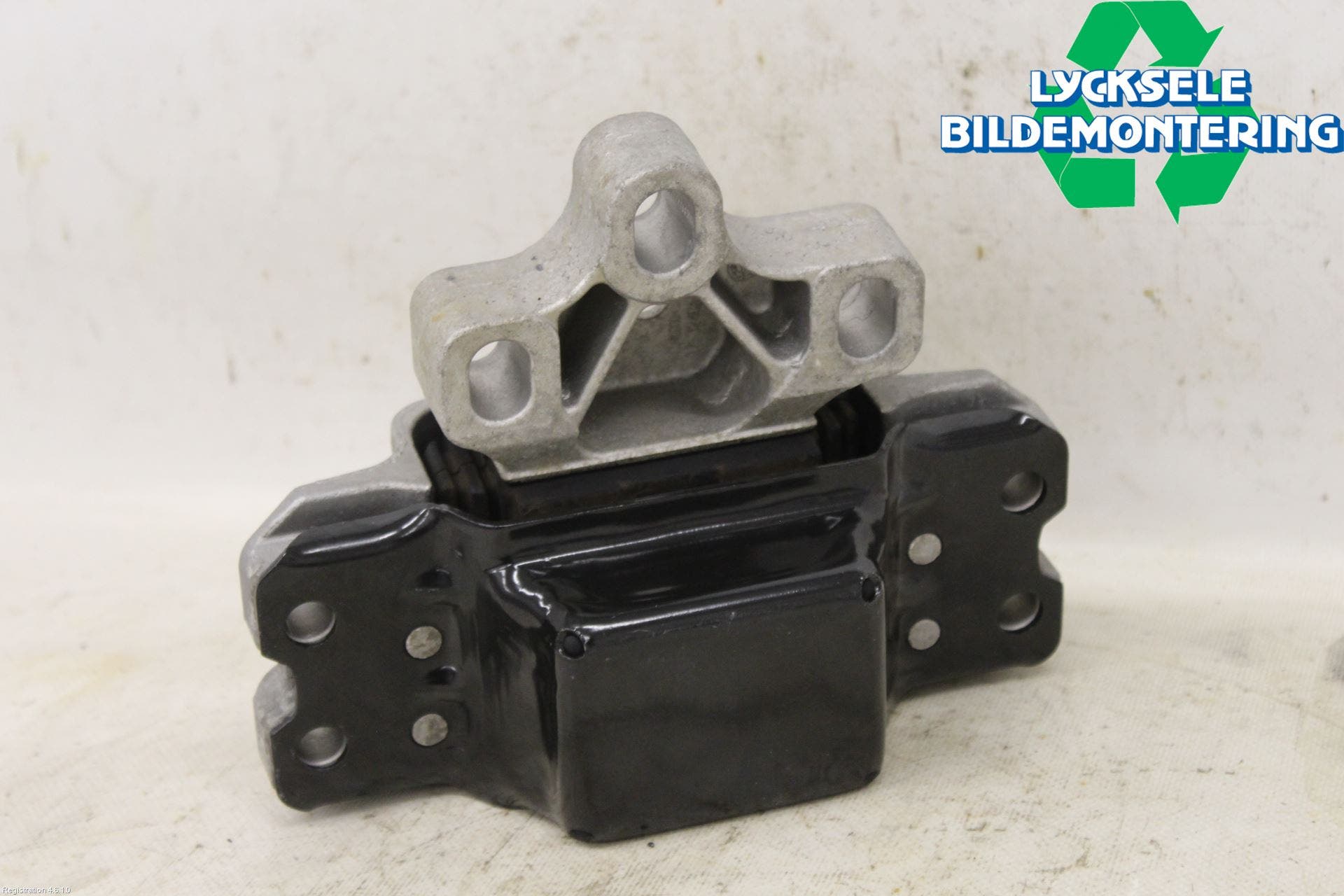 Volkswagen VW CADDY 11-15 Växellådsfäste