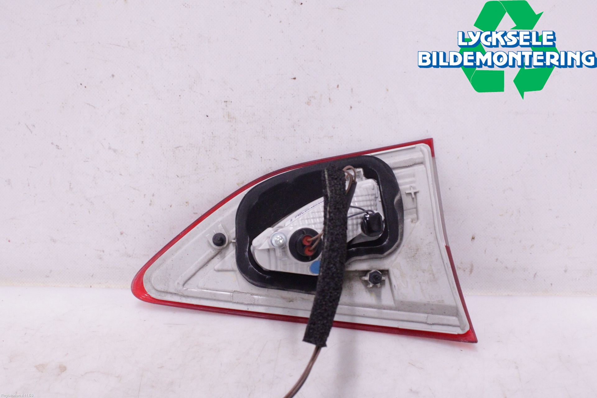 Ford KUGA 13-16 Bakljus Lucka Hö