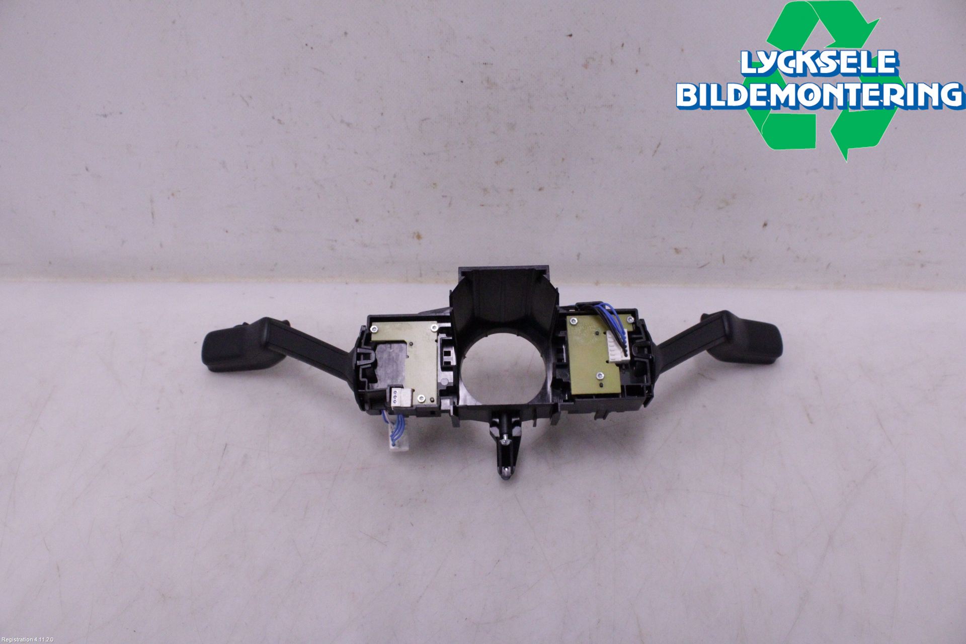 Volkswagen VW GOLF / E-GOLF VIII 20- Spakcentral