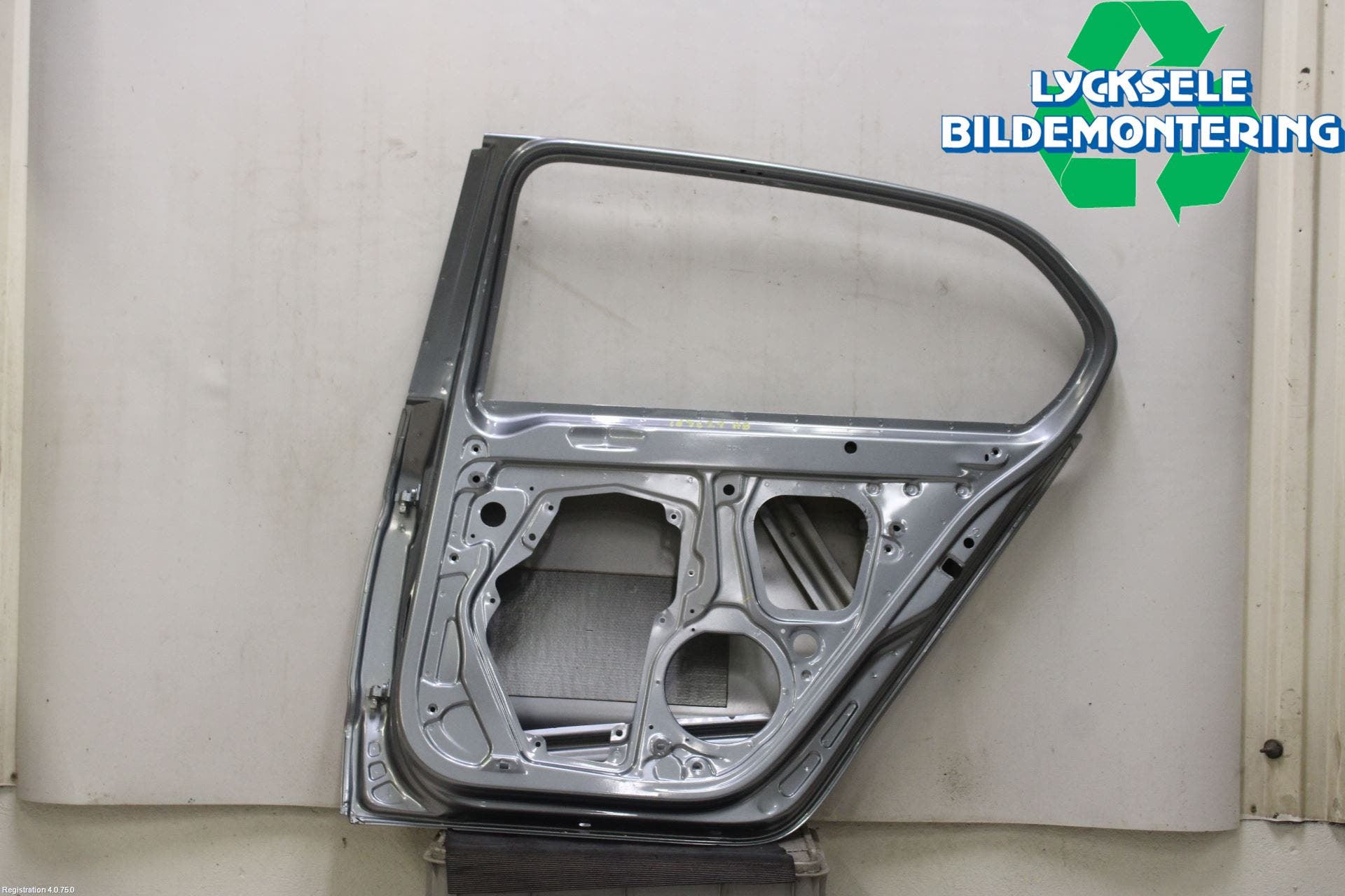 Skoda SUPERB 09-15 Dörr Bak Höger