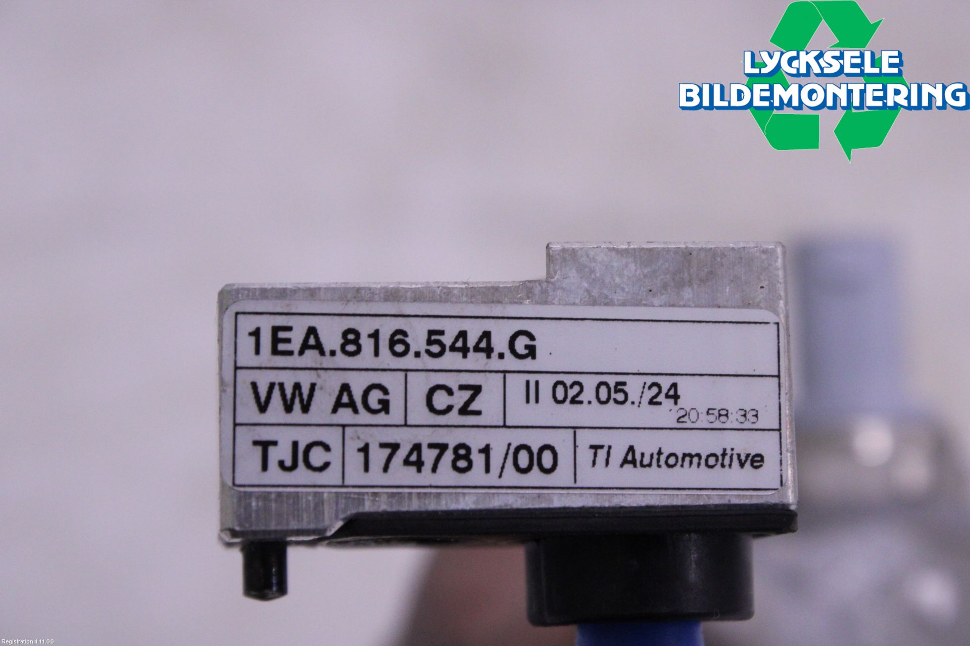 Audi Q4 E-TRON FZ 22- Ac Slang-Rör