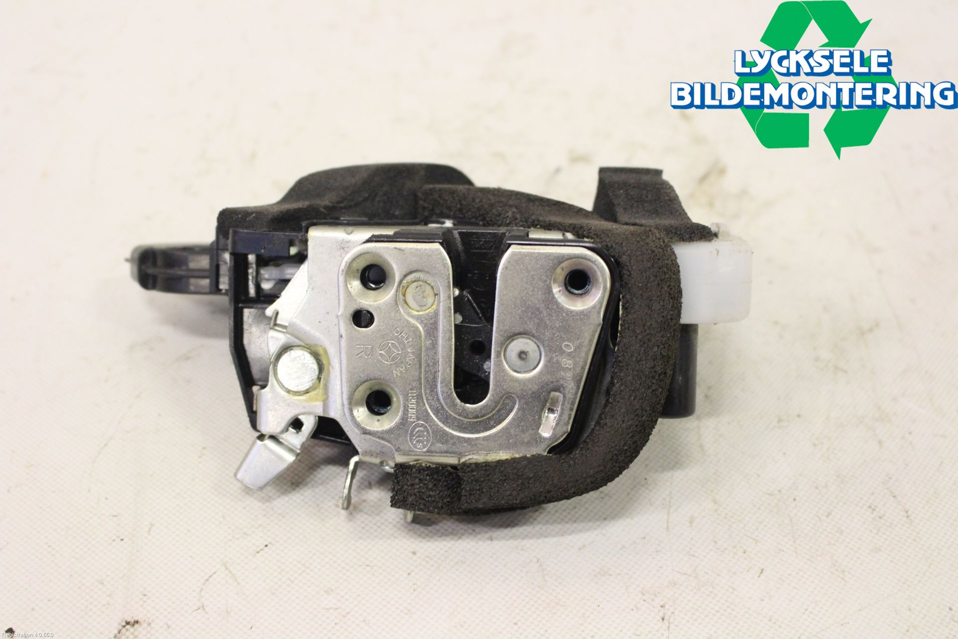 Nissan JUKE 10-14 Låskista-Dörrlås