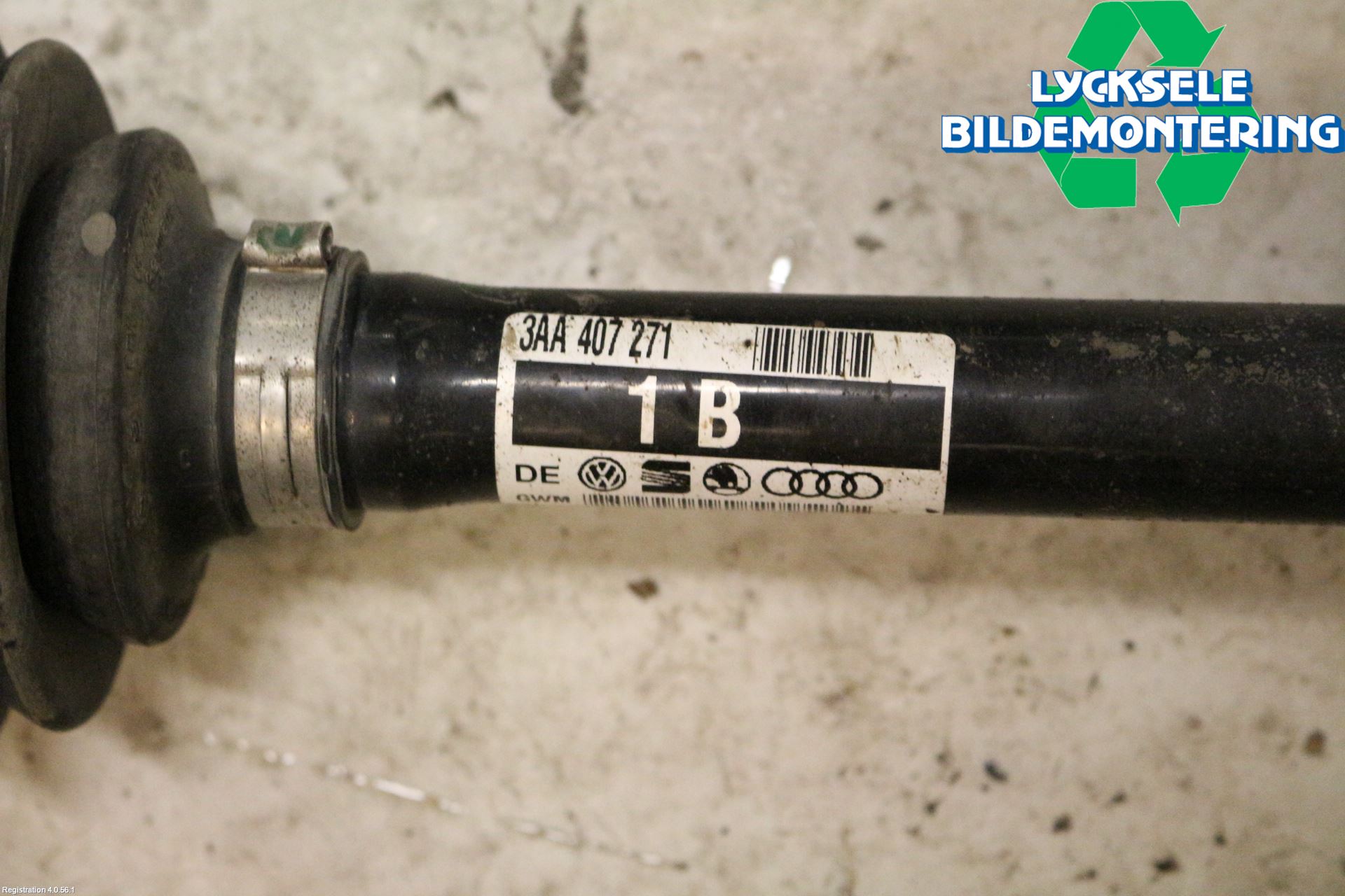 Volkswagen VW CADDY 16-20 Drivaxel Fram Vänster