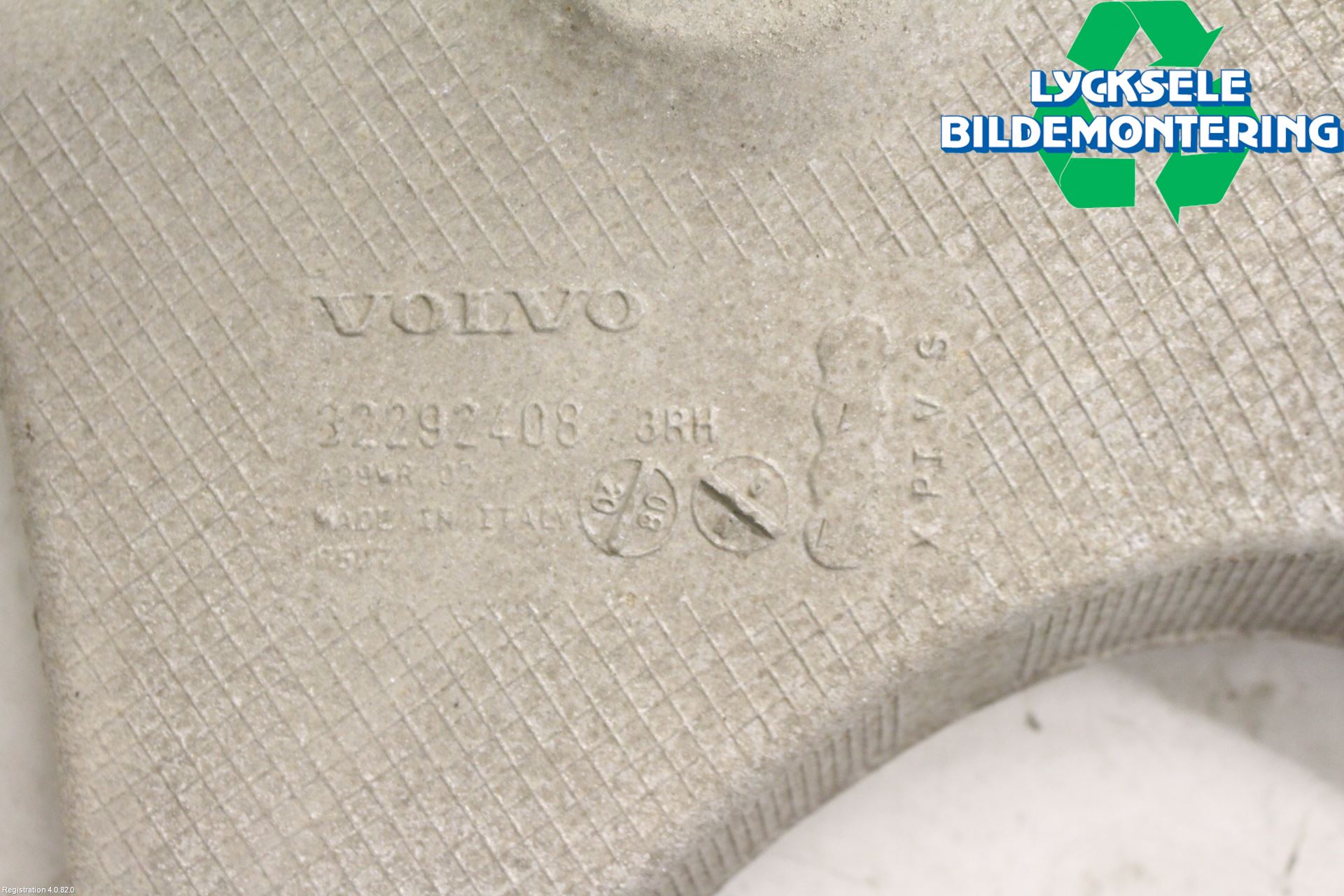 Volvo V60 19- Bärarm Bak Höger