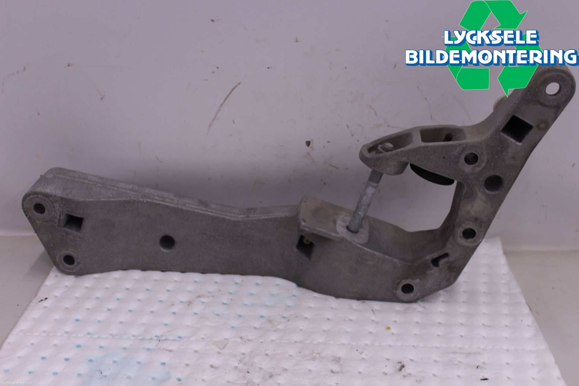 BMW X3 G01 18- Växellådsfäste