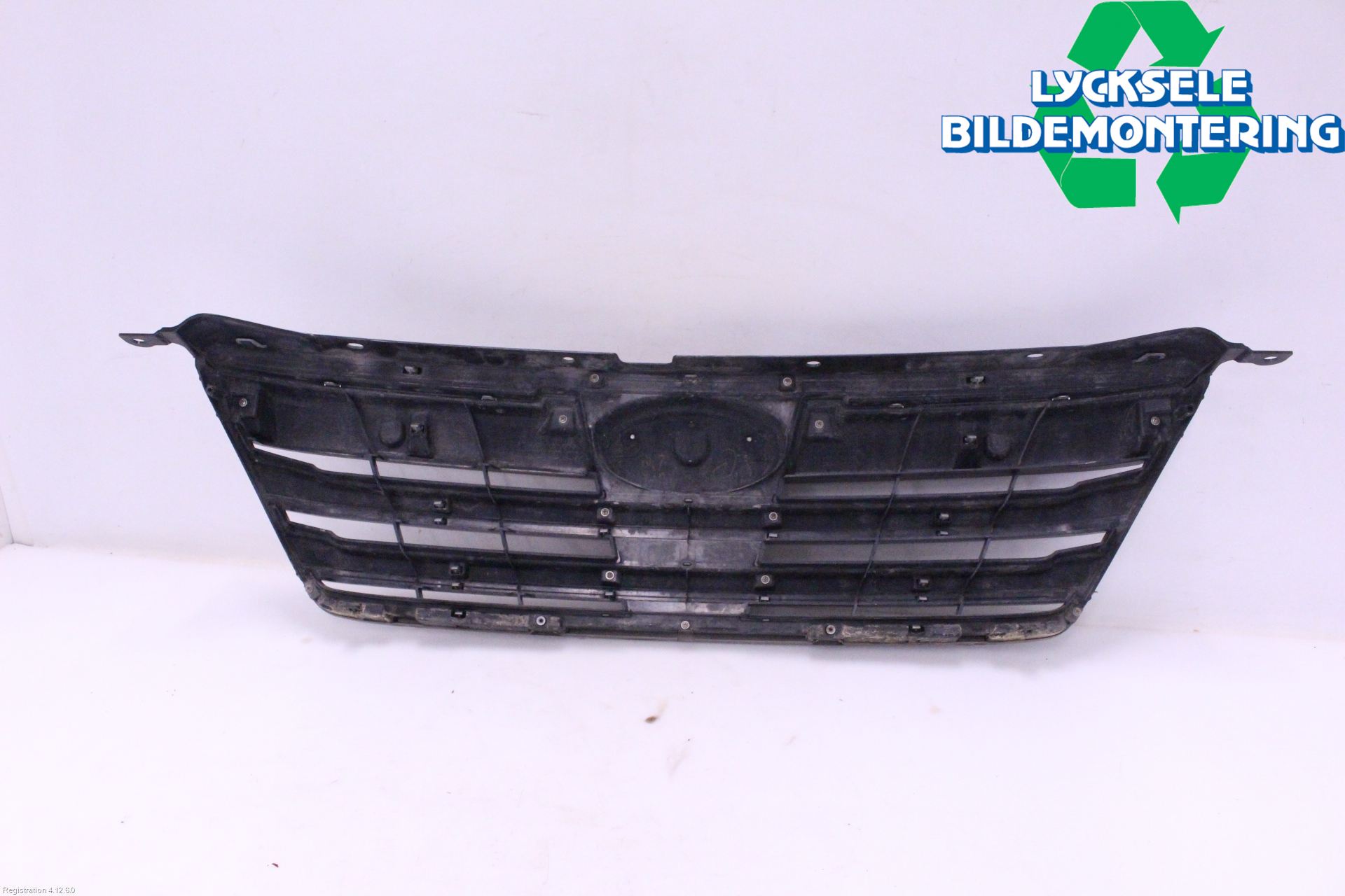 Subaru OUTBACK 10-15 Grill Komp