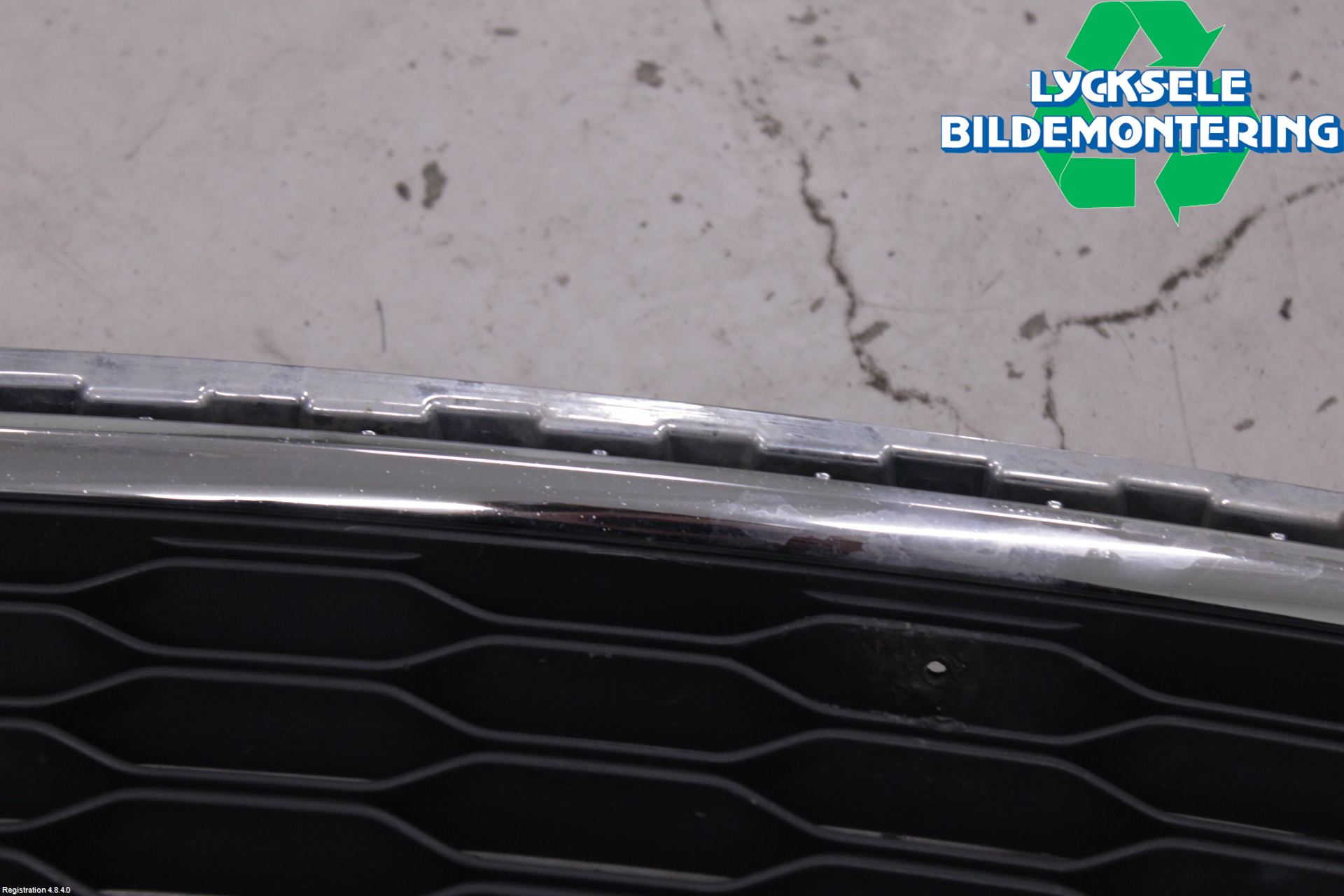 Chevrolet CAPTIVA Grill-Galler