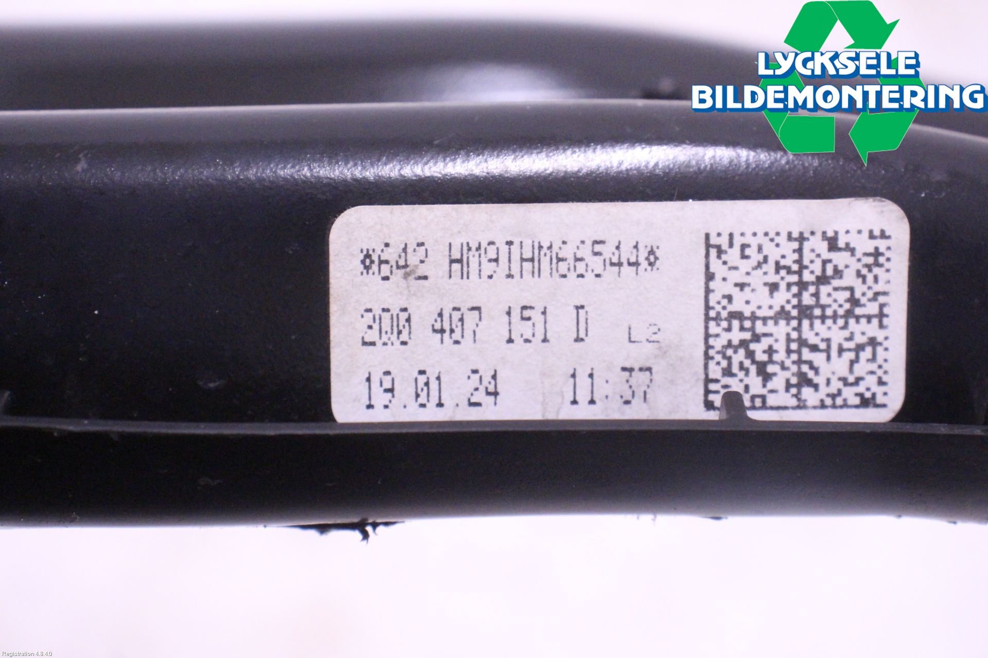 Skoda KAMIQ 20- Bärarm Fram Undre Vä