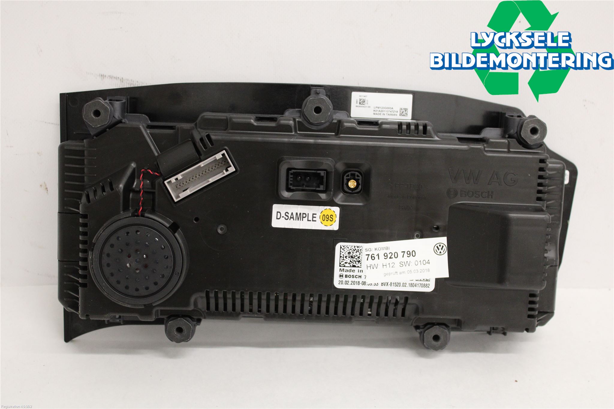 Volkswagen VW TOUAREG CR 18- Instrument Komb