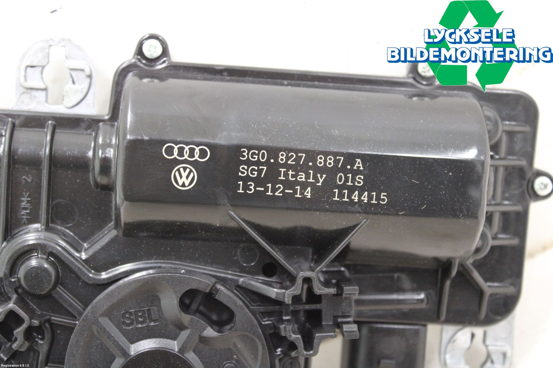 Volkswagen VW PASSAT 15-19 Bakluckeöppnare Automatisk