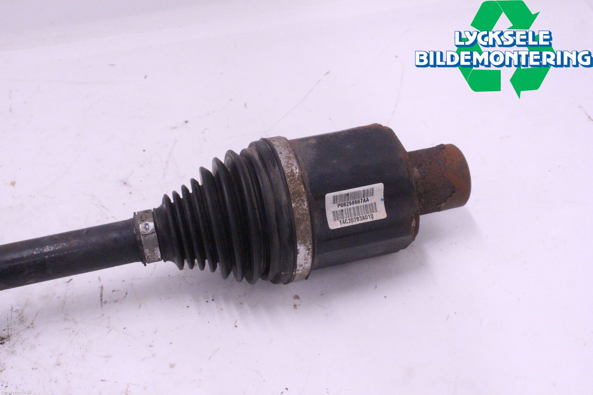 Dodge PICK UP RAM 81- Drivaxel Fram Höger