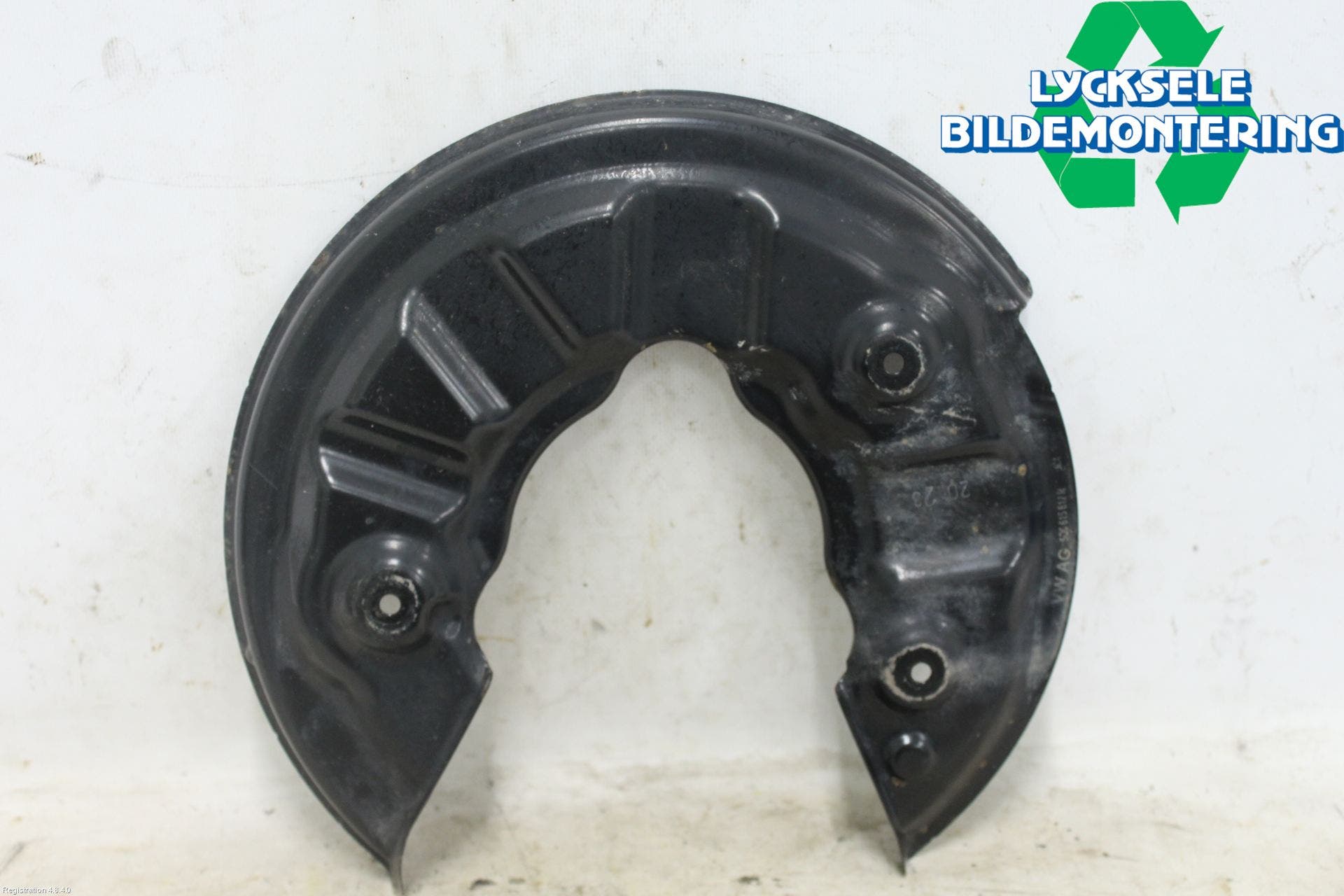 Volkswagen VW T-ROC 18- Bromssköld Bak