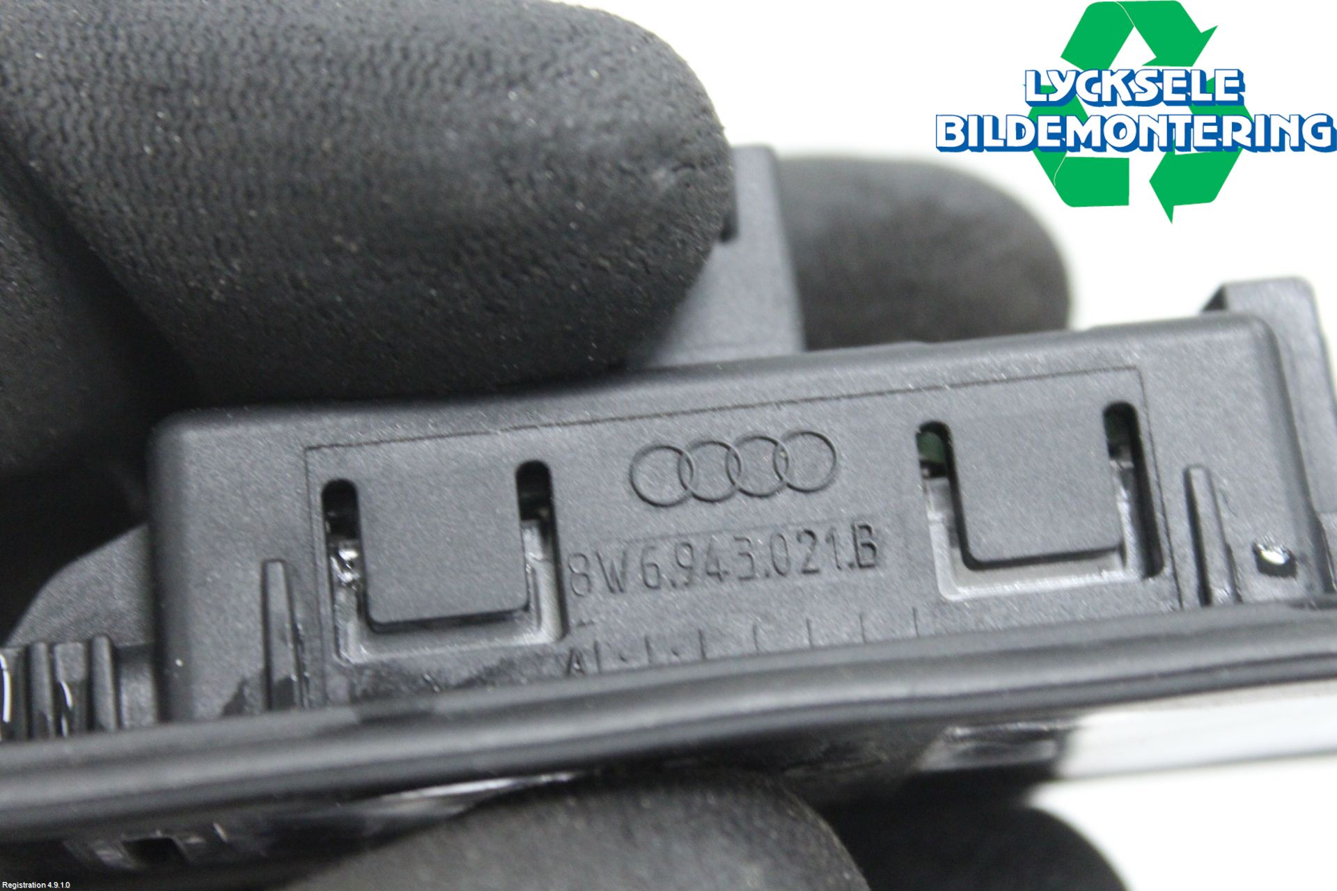 Audi Q3 F3 19- Skylt Belysning