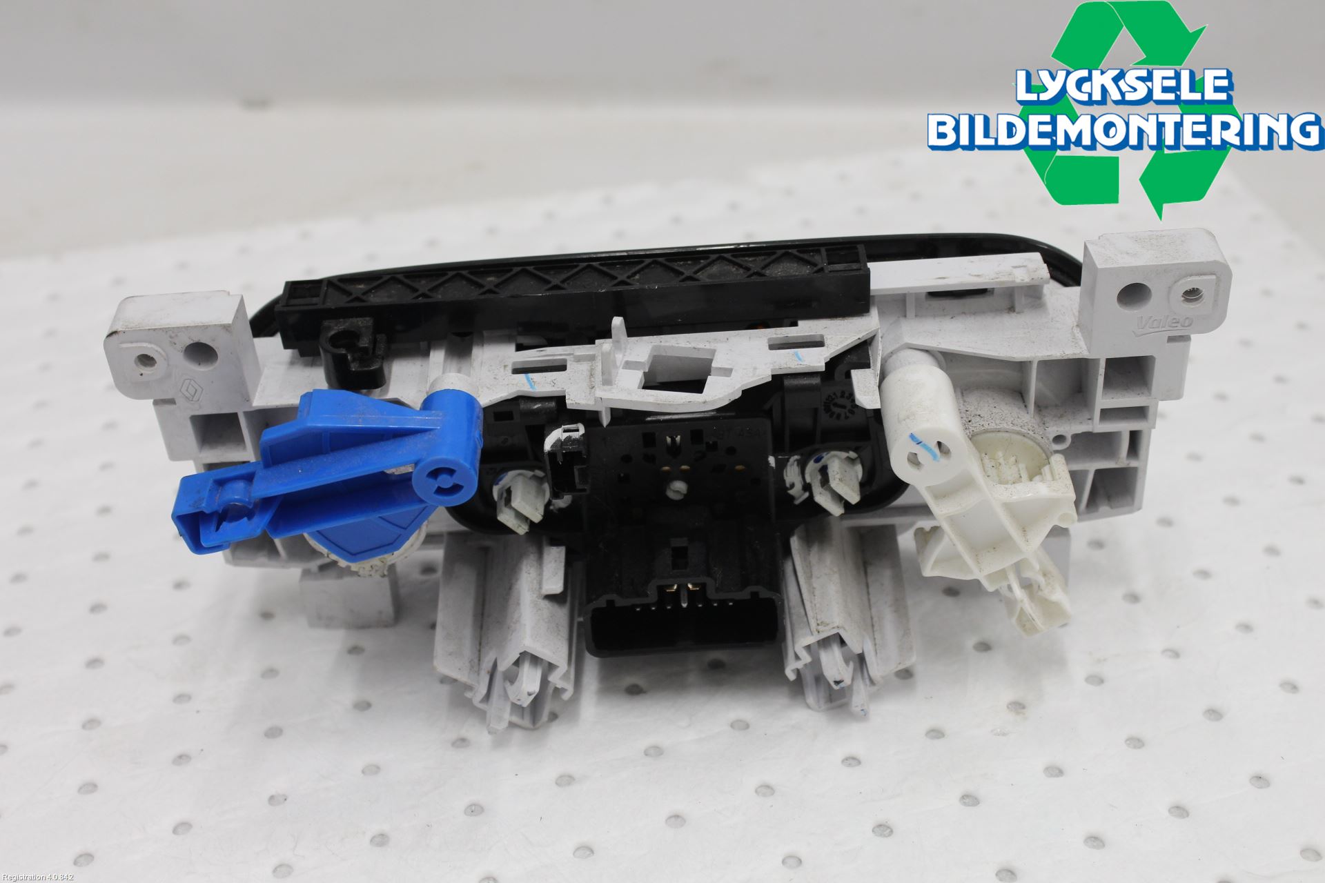 Dacia DUSTER 10-17 Ac Styrenhet Ac Manöveren