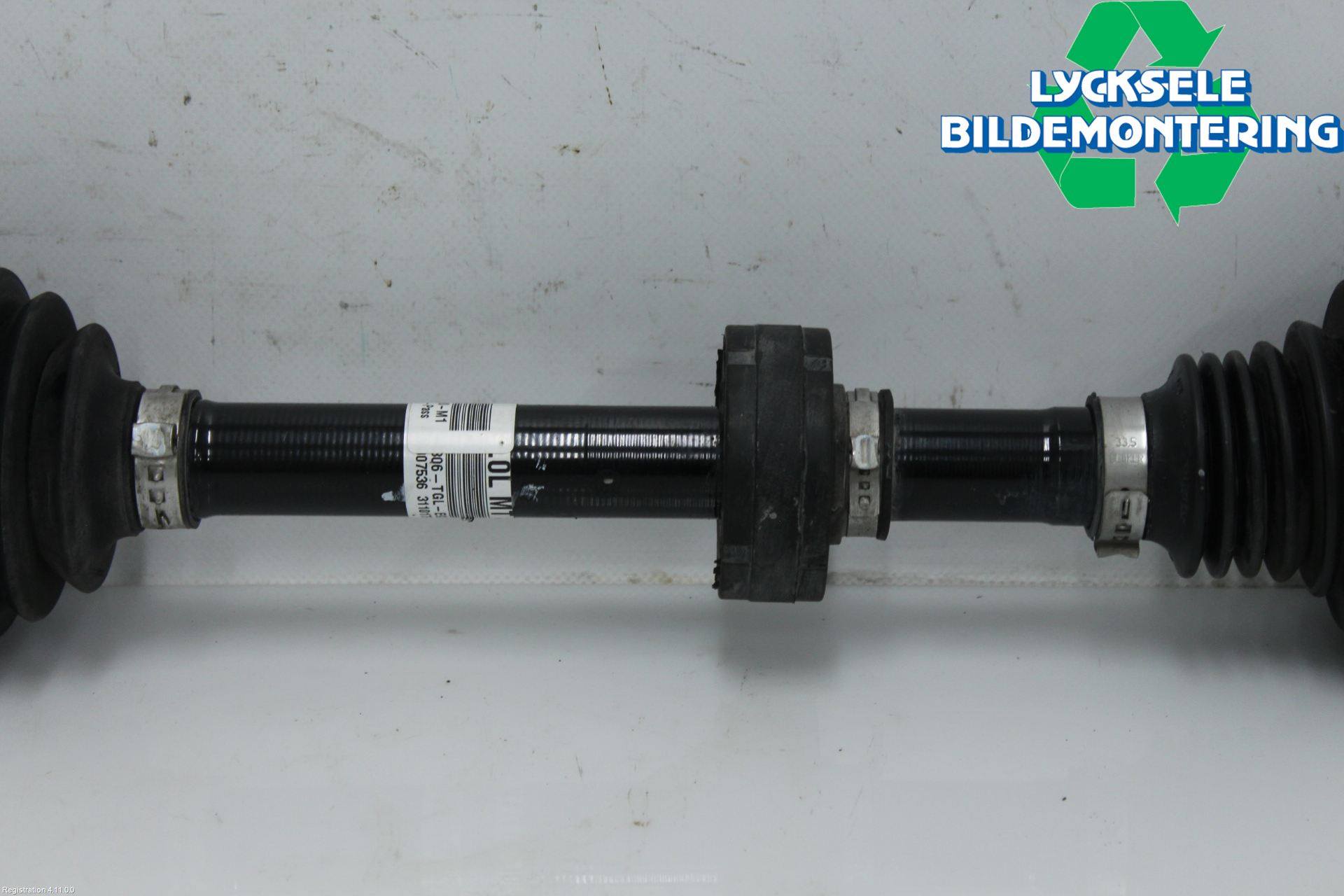 Honda CIVIC 17-22 Drivaxel Fram Vänster