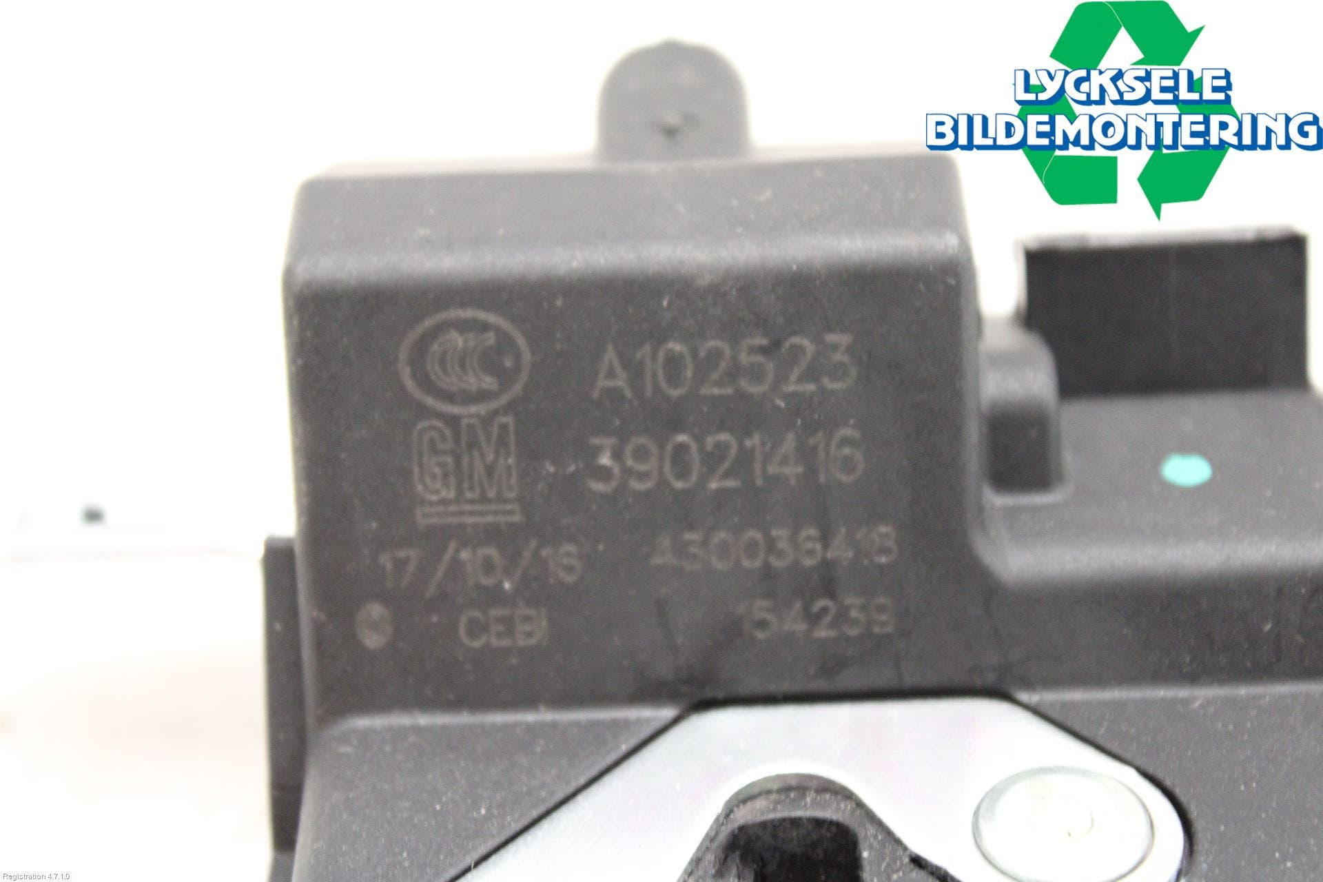 Opel CORSA E 15-19 Låskista Baklucka