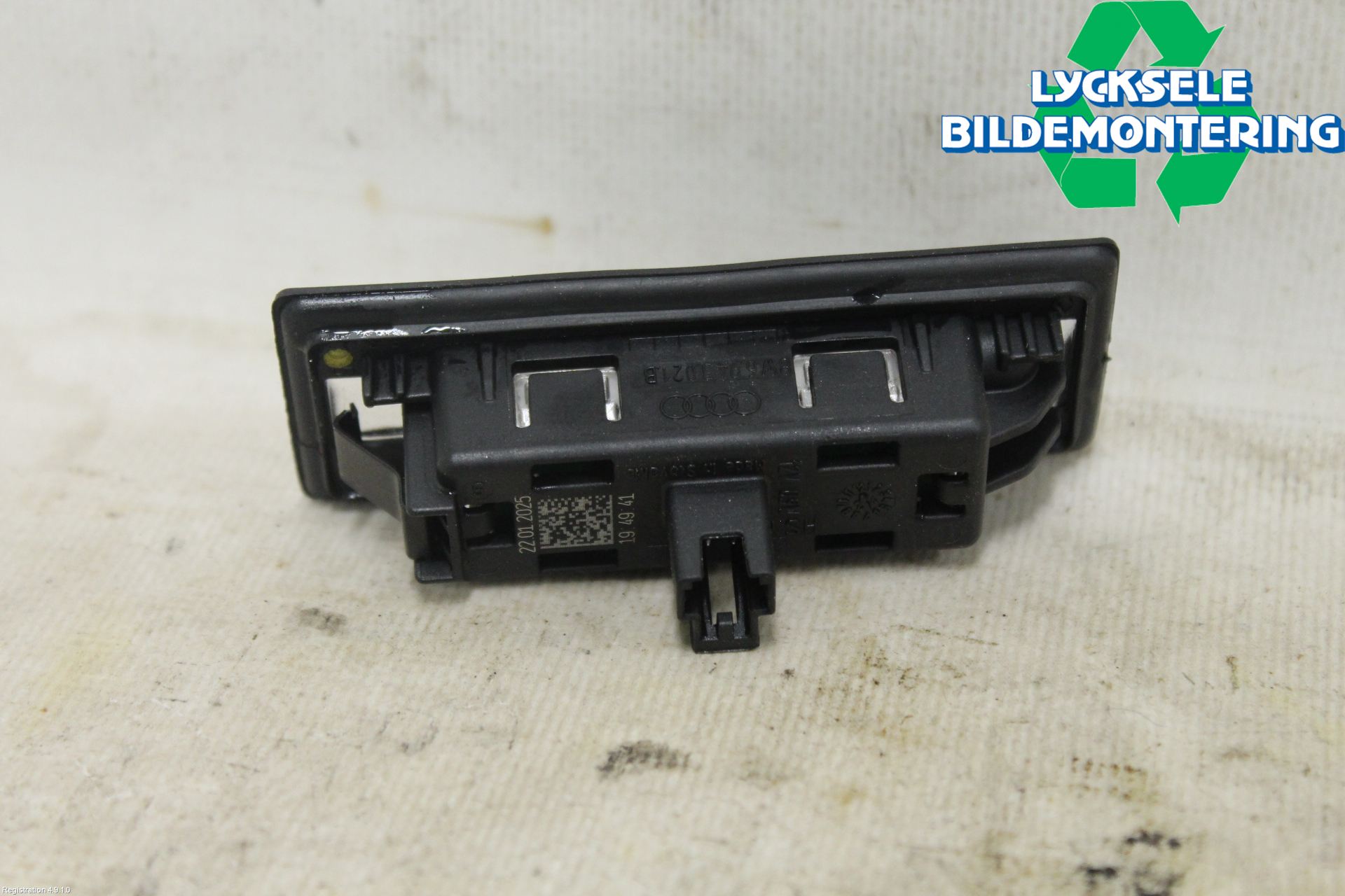 Audi Q3 F3 19- Skylt Belysning