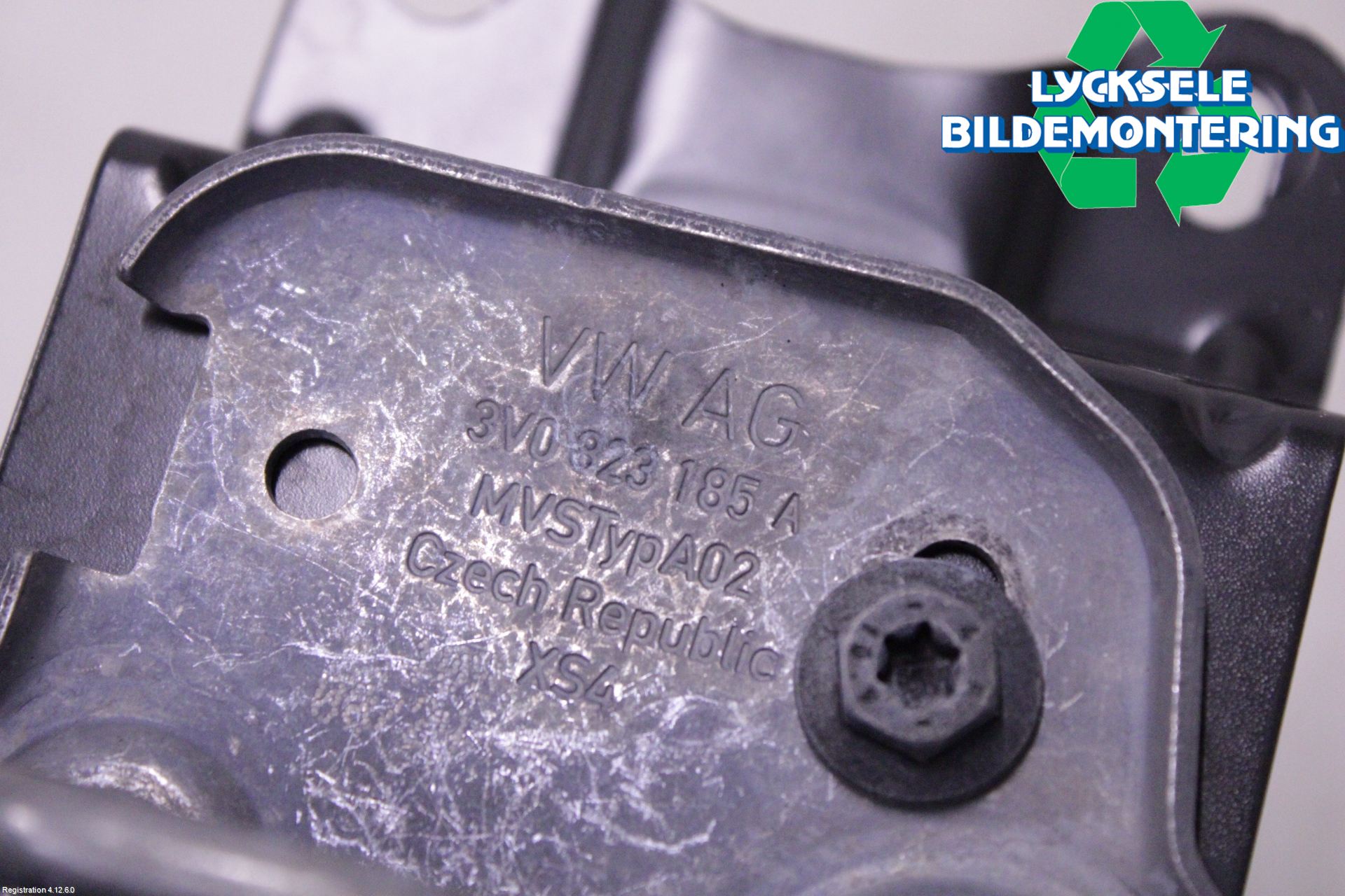 Cupra FORMENTOR 21- Huvlås