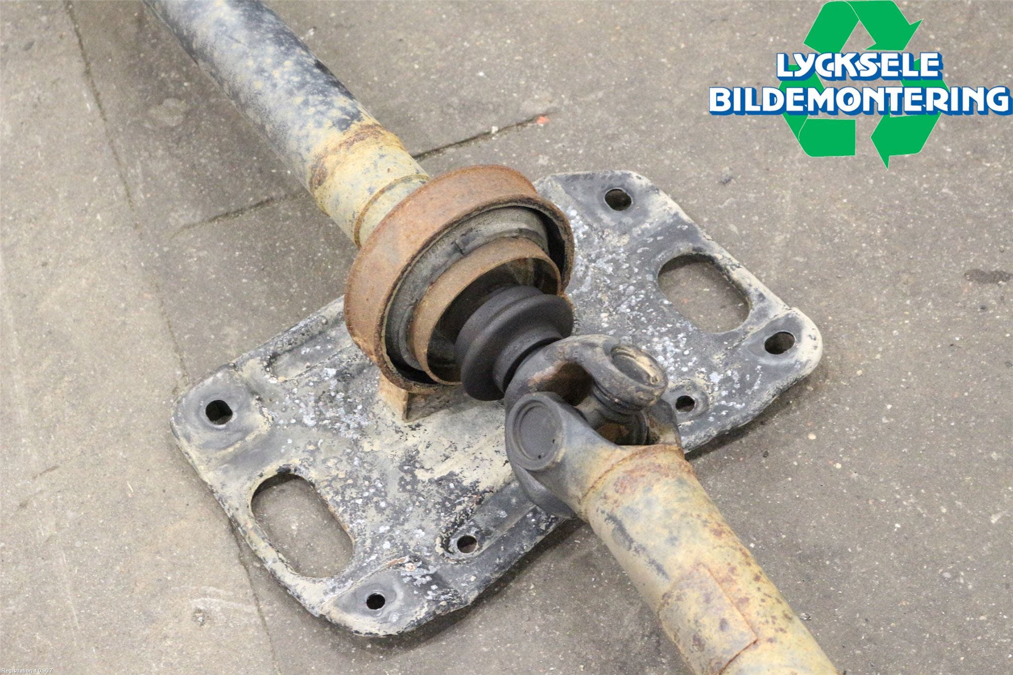 Volvo 940 91-98 Mellanaxel Komp