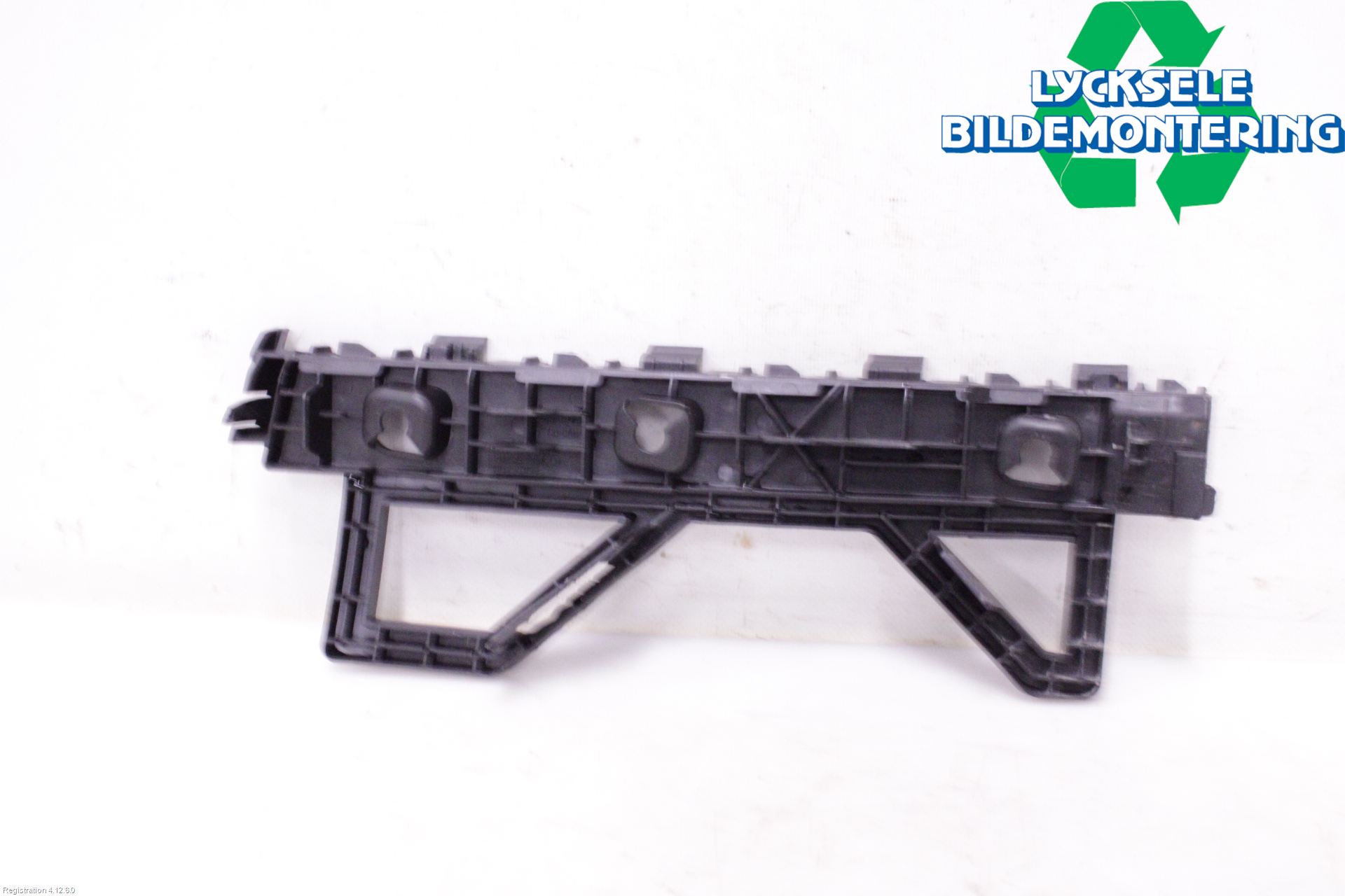 Kia CEED/CEED SW 19- Stötfångarfäste Bak Vä