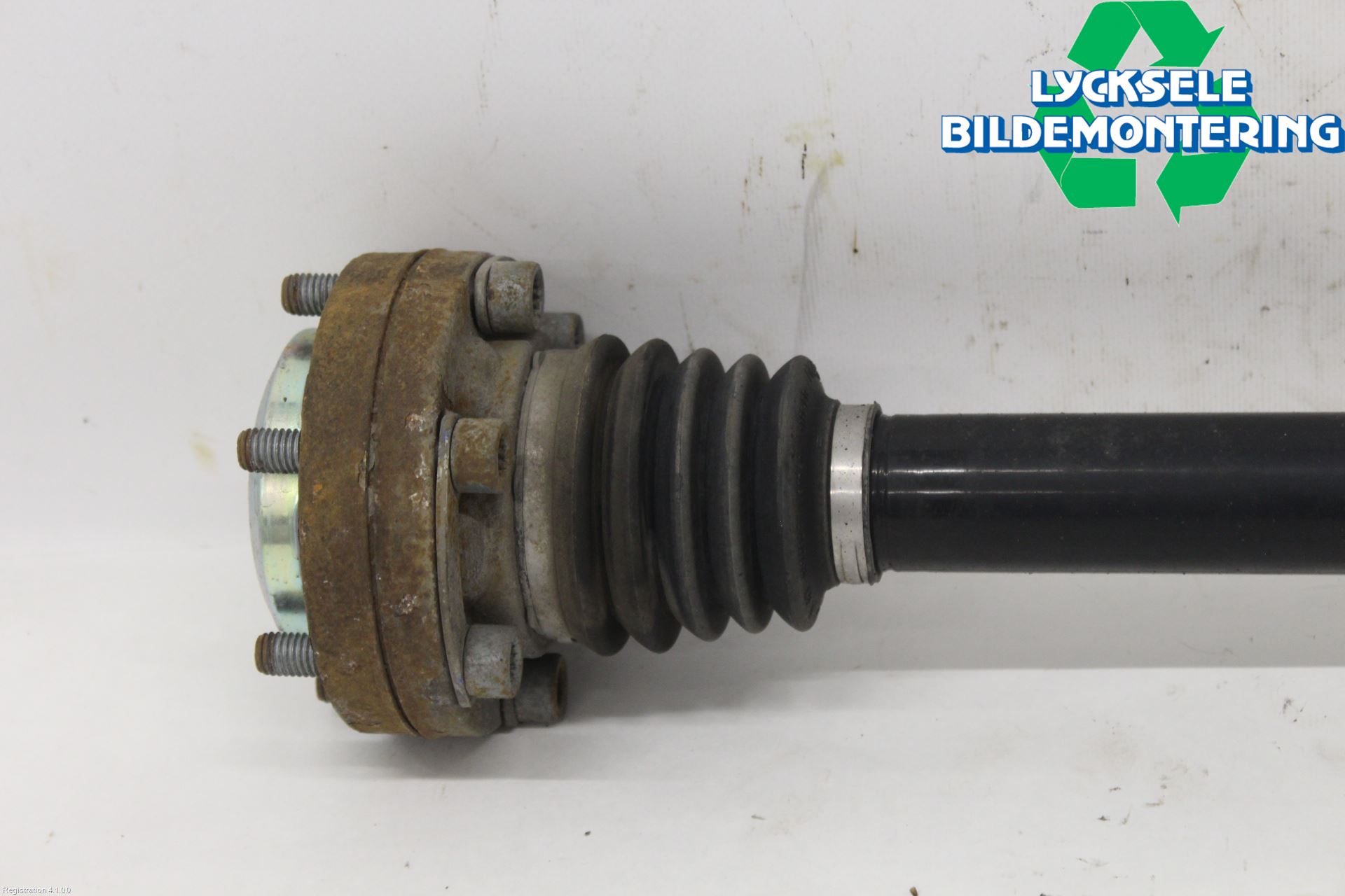 Audi Q7/SQ7 Drivaxel Bak Vänster