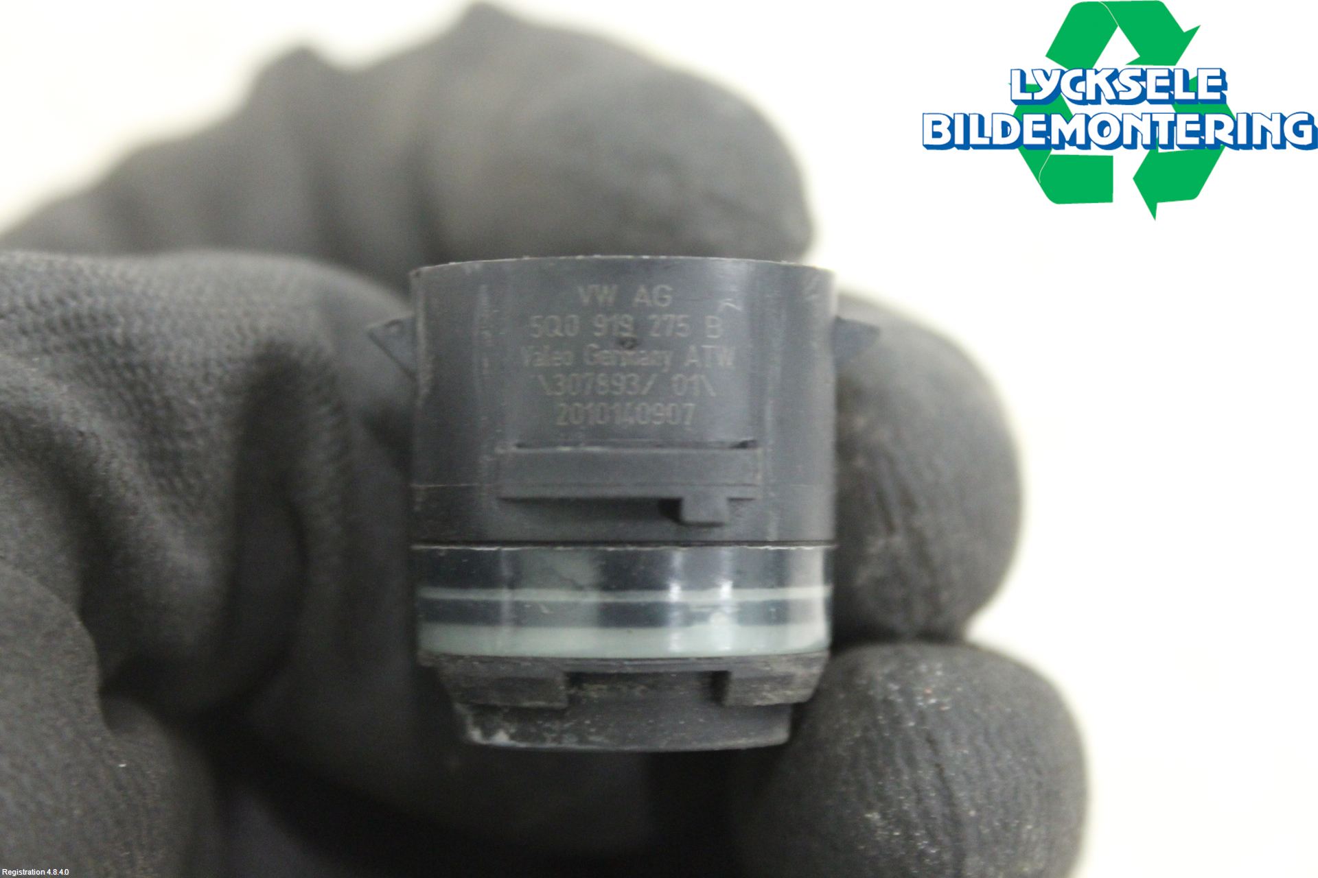 Volkswagen VW PASSAT 15-19 Parkeringshjälp Frontsensor