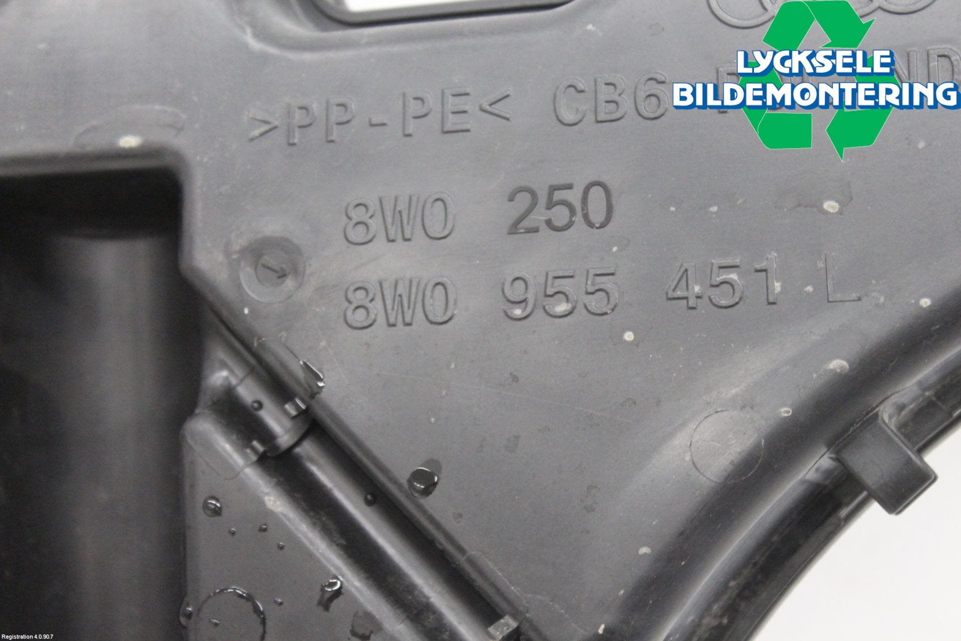 Audi A4/S4 B9 16-19 Spolartank Vindruta