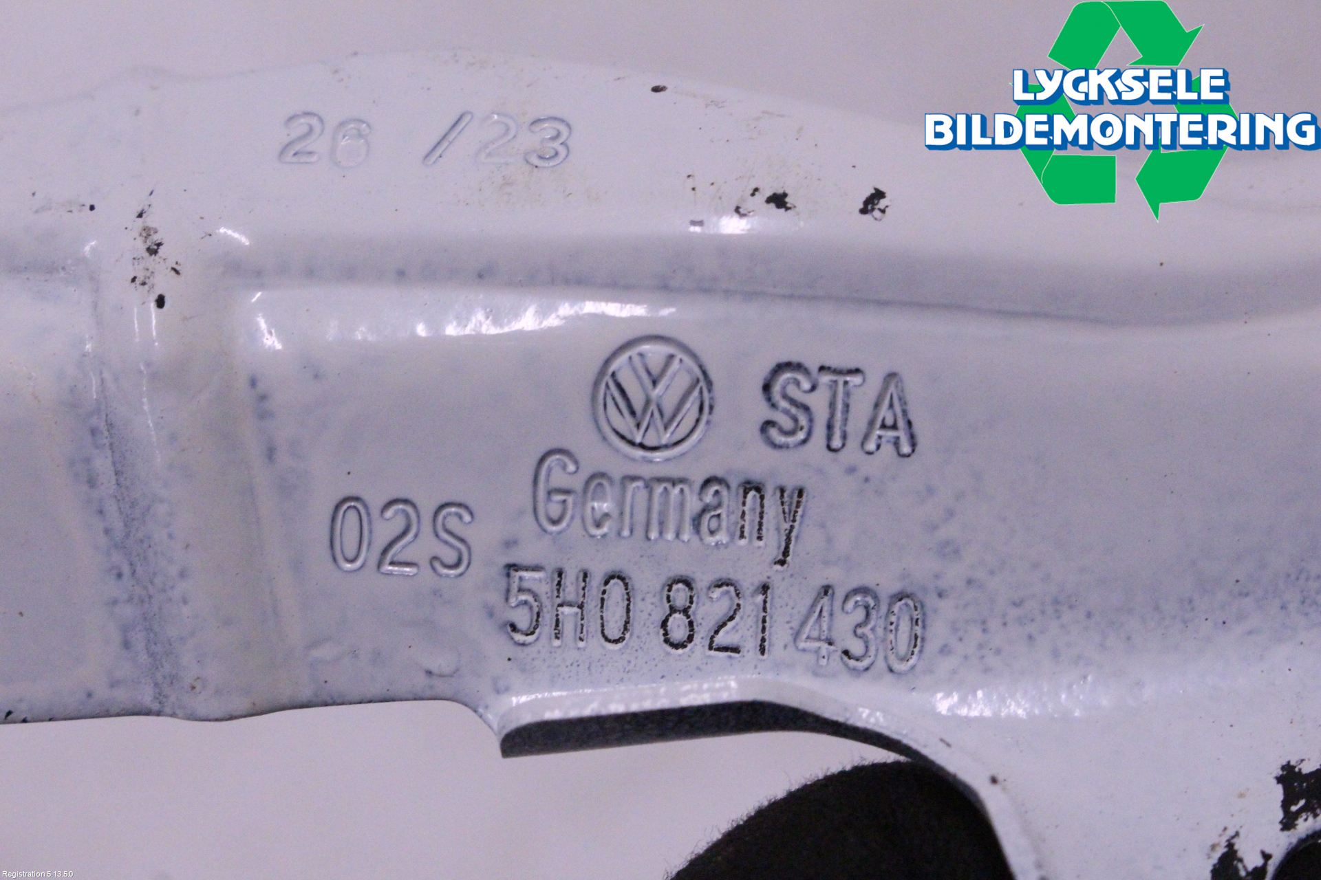 Volkswagen VW GOLF / E-GOLF VIII 20- Skärmfäste Fram Hö