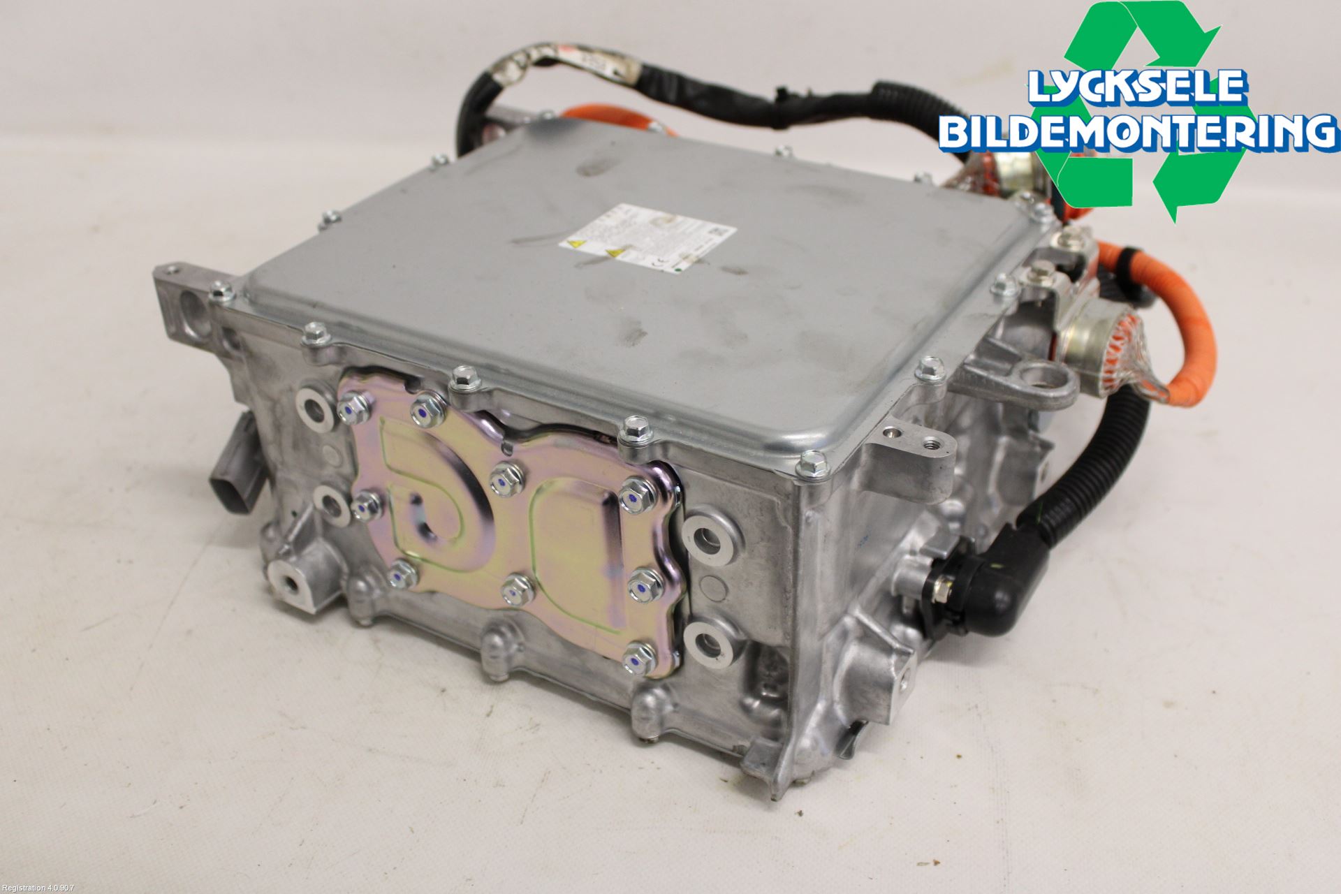Mitsubishi OUTLANDER 13-21 Hybridconverter